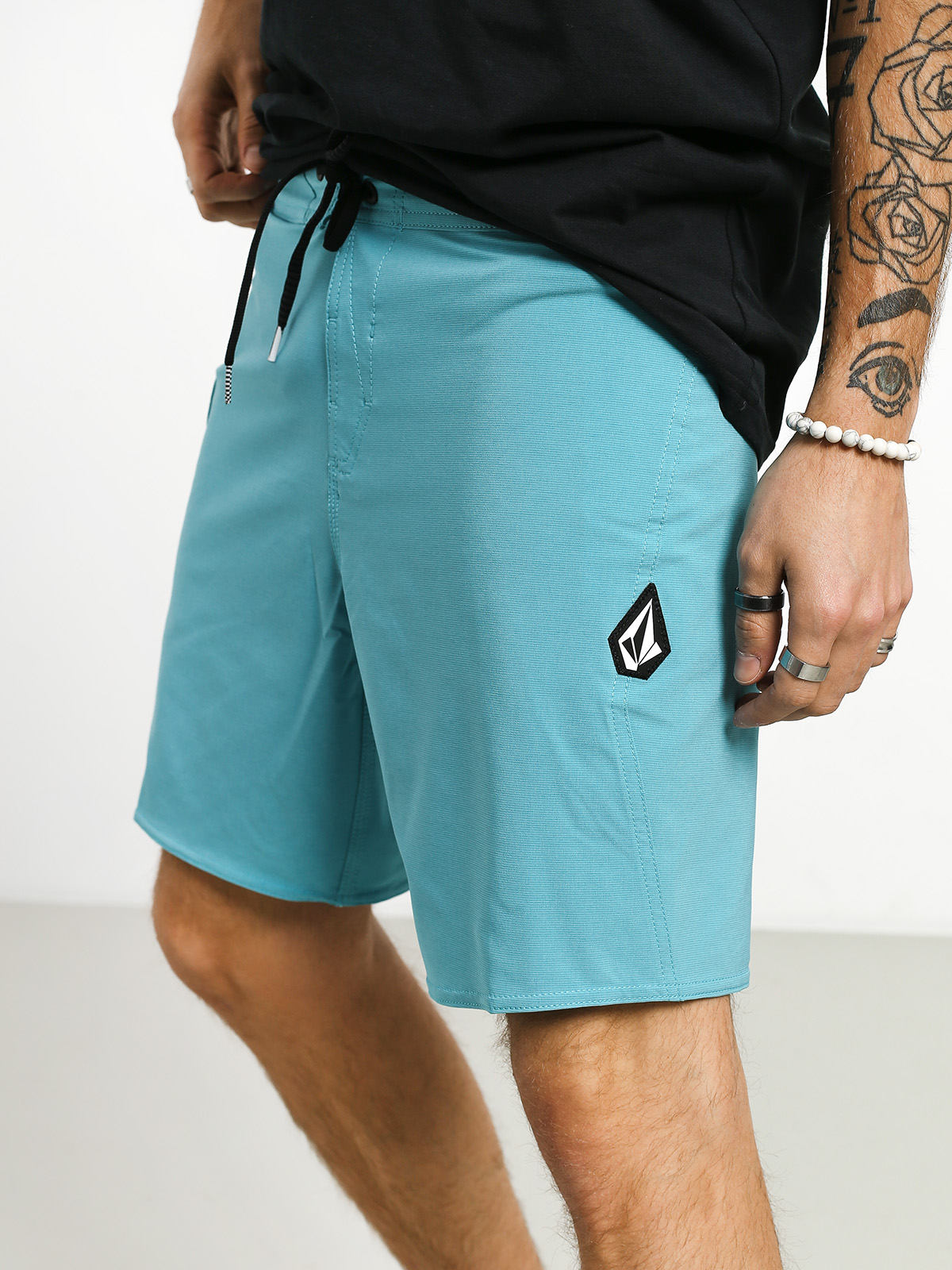 Пляжні шорти Volcom Lido Solid Mod 18 (cyb)