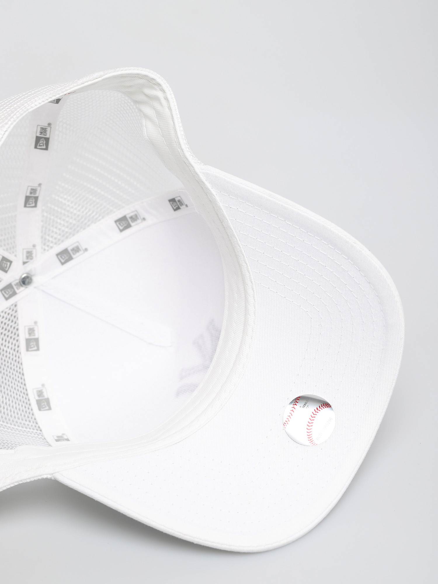 Кепка New Era Essential Aframe Trucker ZD (new york yankees whi)