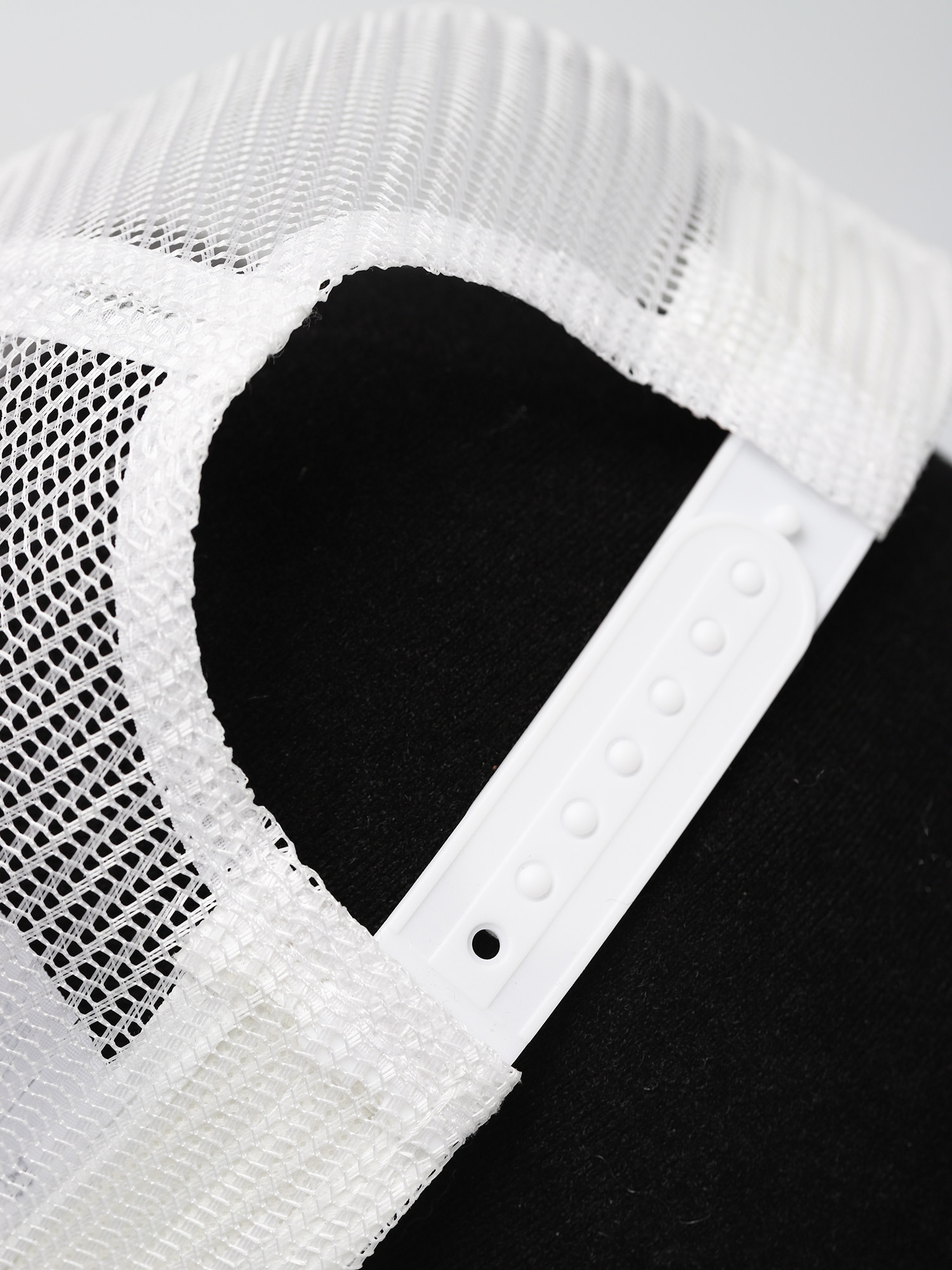 Кепка New Era Essential Aframe Trucker ZD (new york yankees whi)