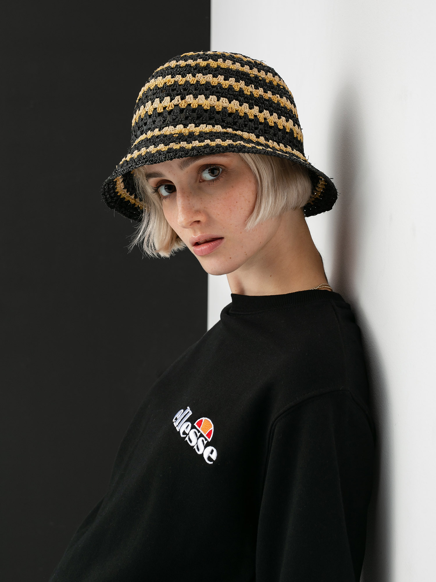 Світшот Ellesse Triome Wmn (black)
