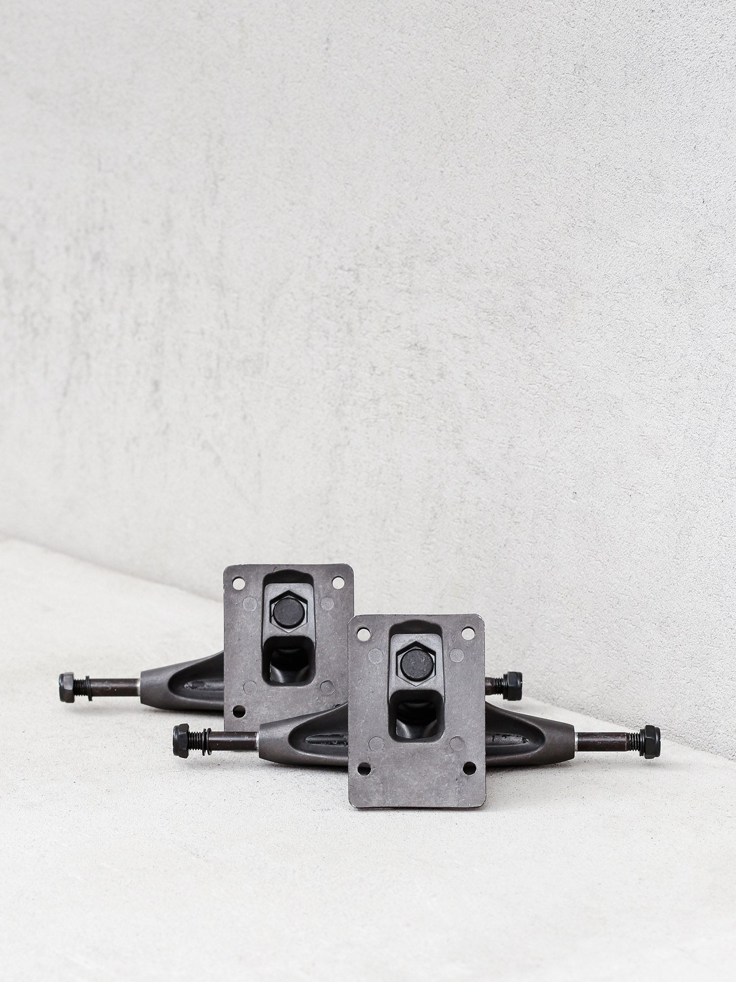 Підвіски Globe Slant Standard (black)