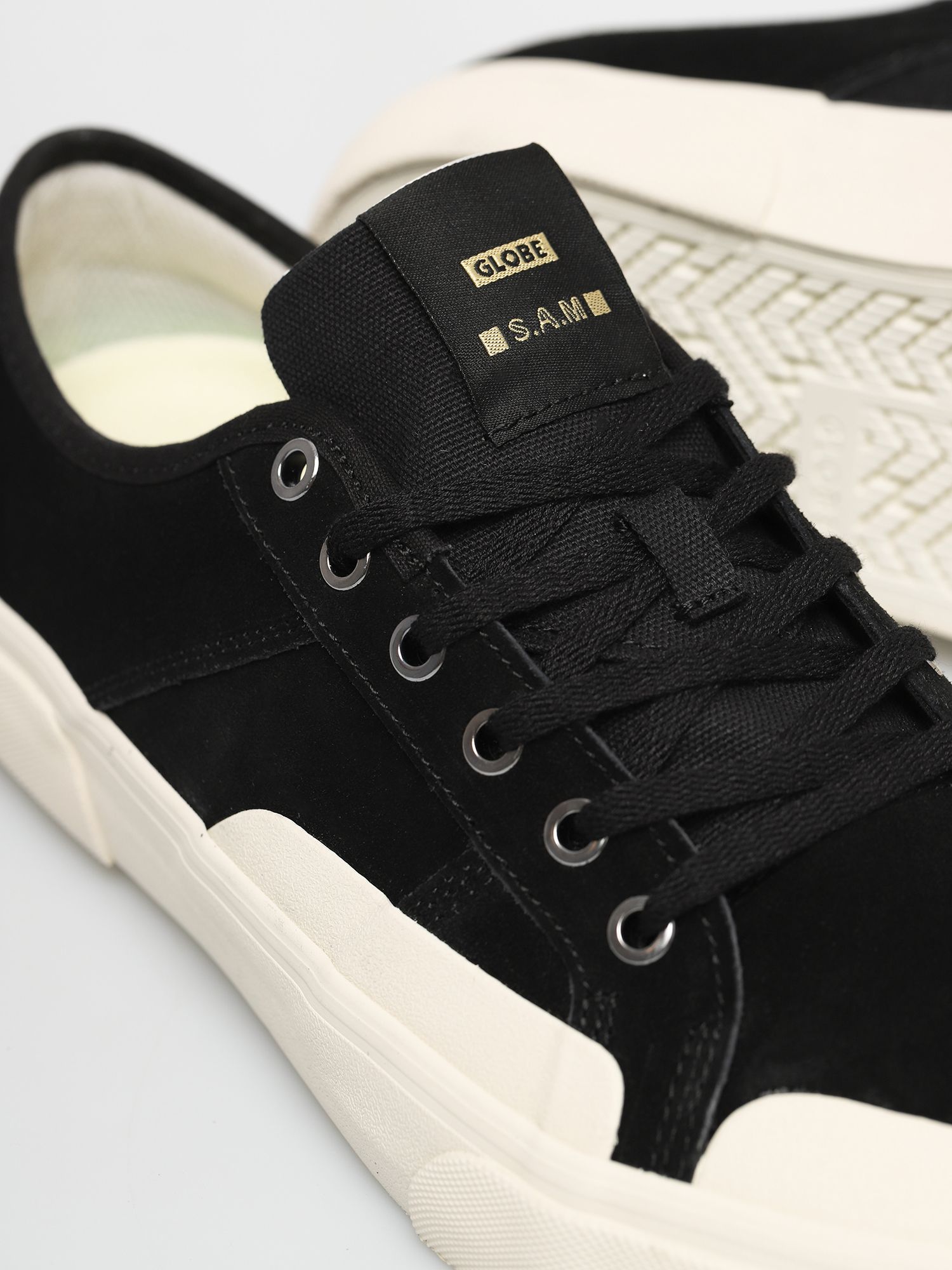 Взуття Globe Surplus (black/cream/montano)