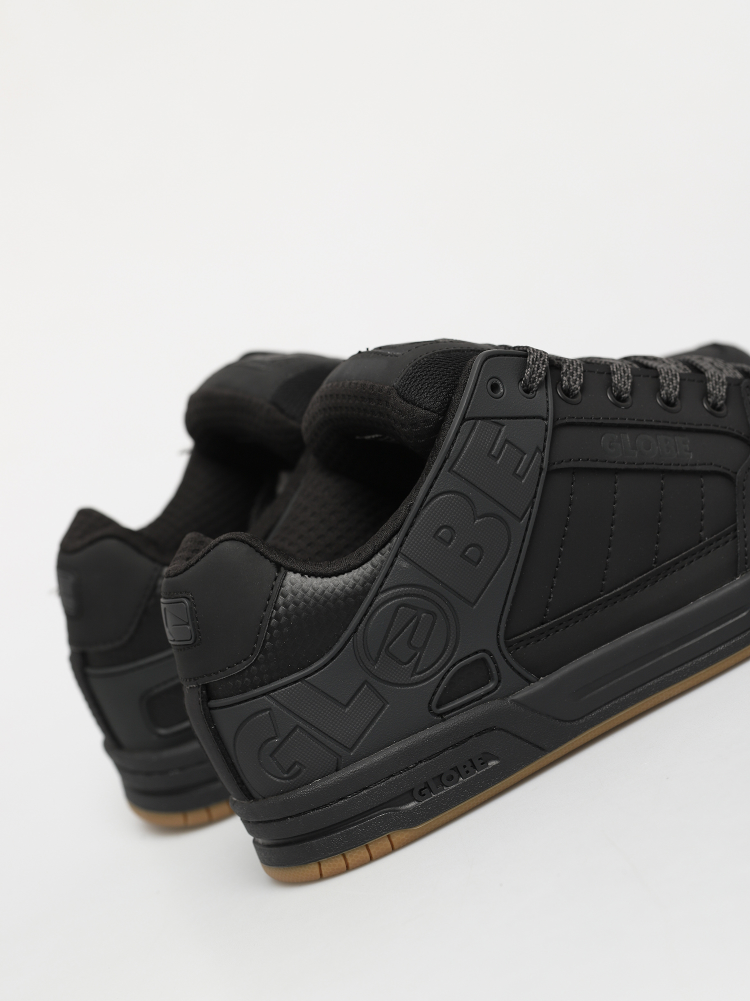 Взуття Globe Tilt (dark shadow/phantom)