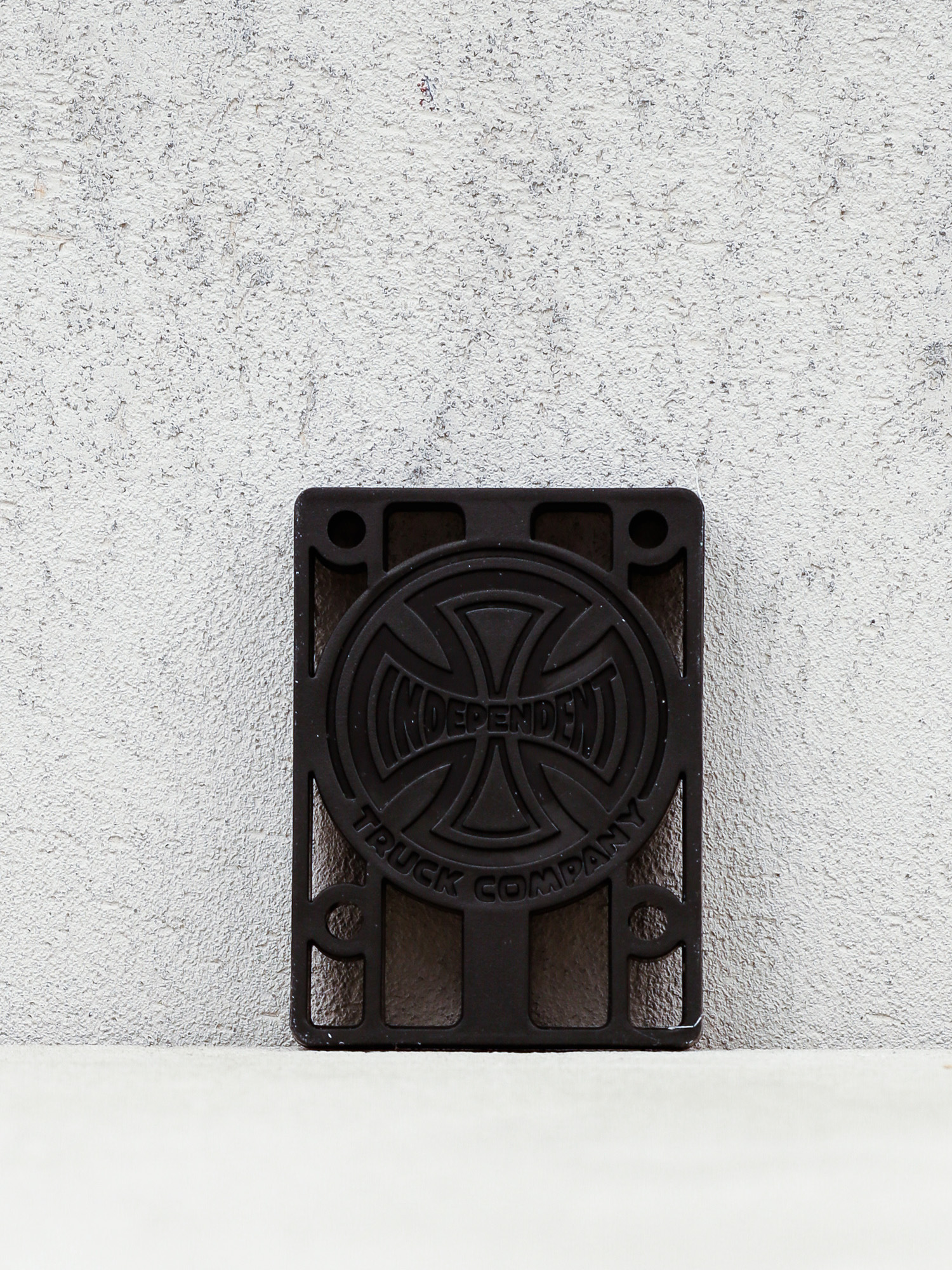 Підкладки під підвіски Independent Riser Pads (black)