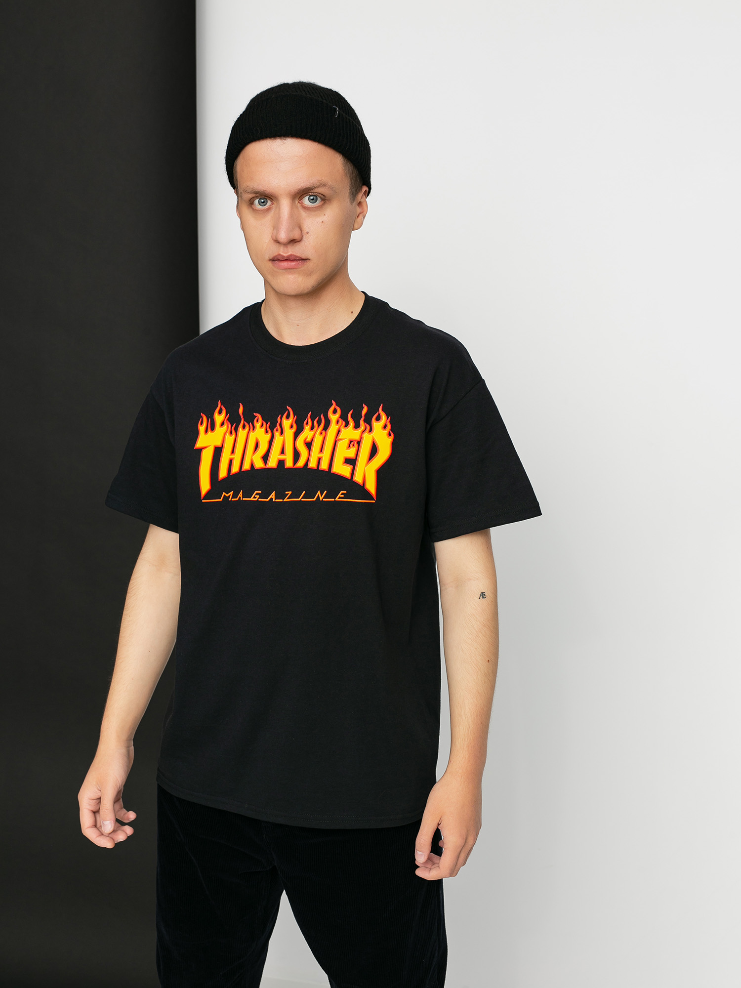 u0424u0443u0442u0431u043eu043bu043au0430 Thrasher Flame Logo (black)