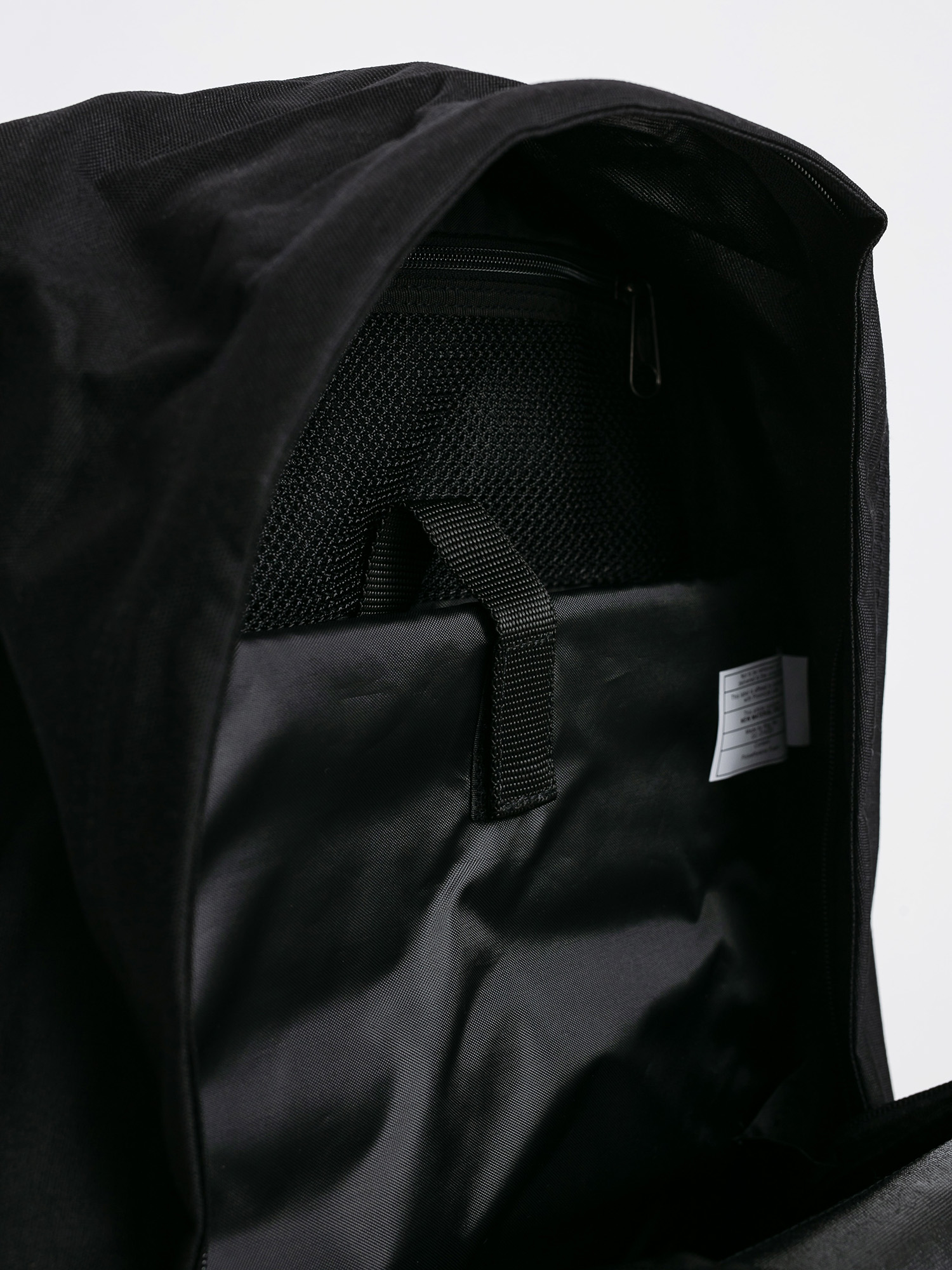 Рюкзак Eastpak Out Of Office EK7670 (black)