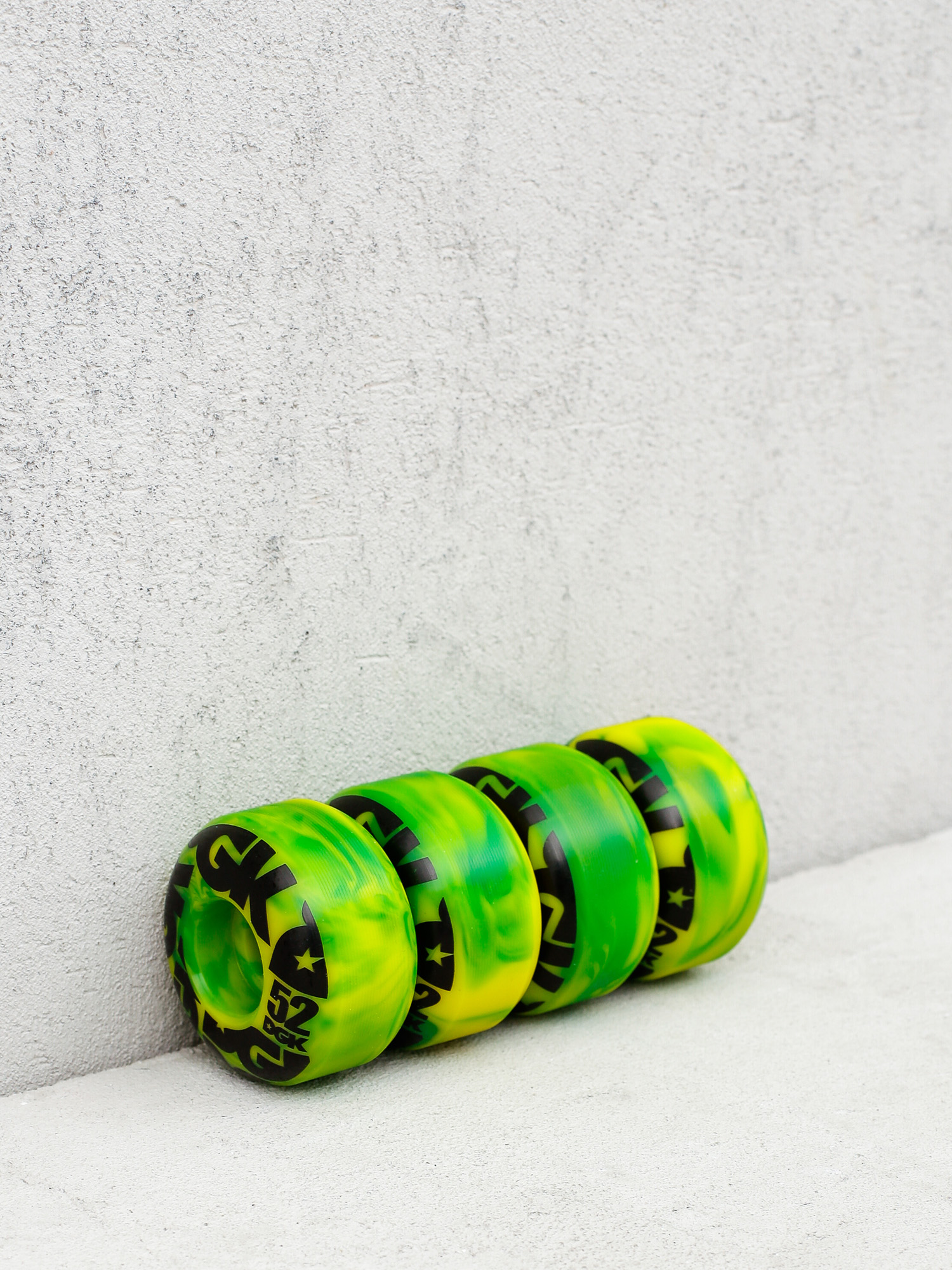 Колеса DGK Swirl Formula (green/black)