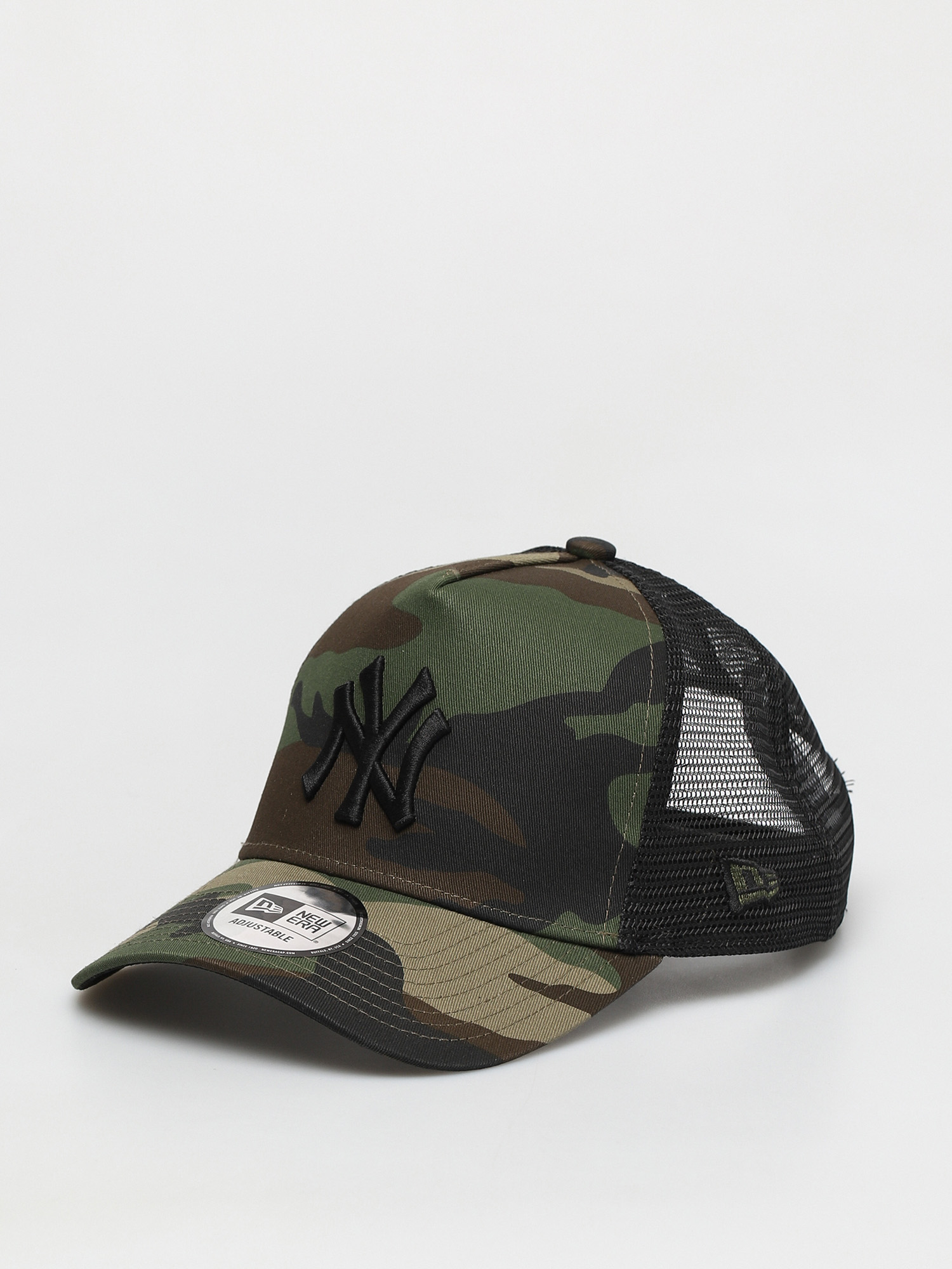 u041au0435u043fu043au0430 New Era Clean Trucker New York Yankees ZD (woodland camo/black)