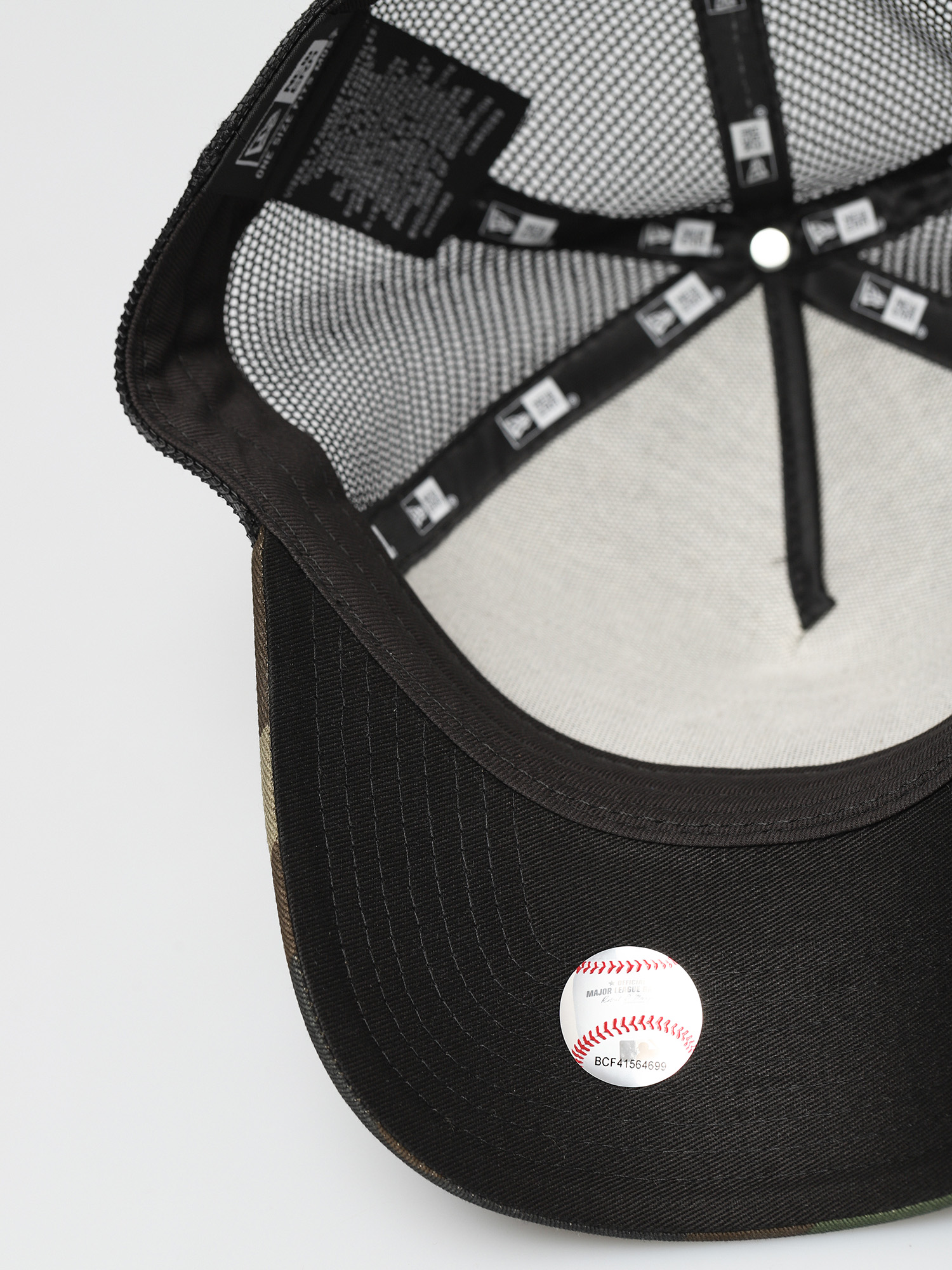 Кепка New Era Clean Trucker New York Yankees ZD (woodland camo/black)