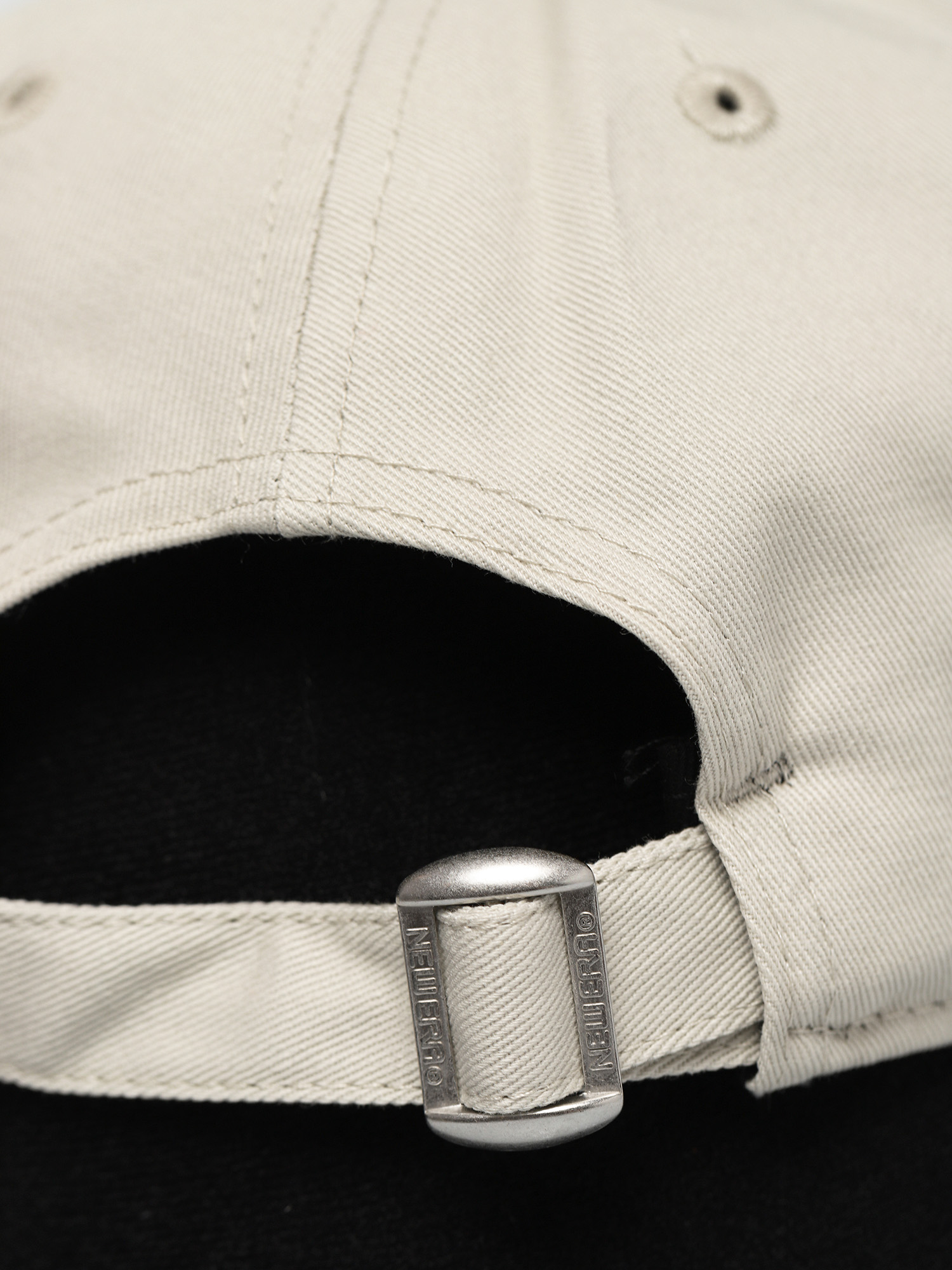 Кепка New Era League Essential 9Forty New York Yankees ZD (med beige)