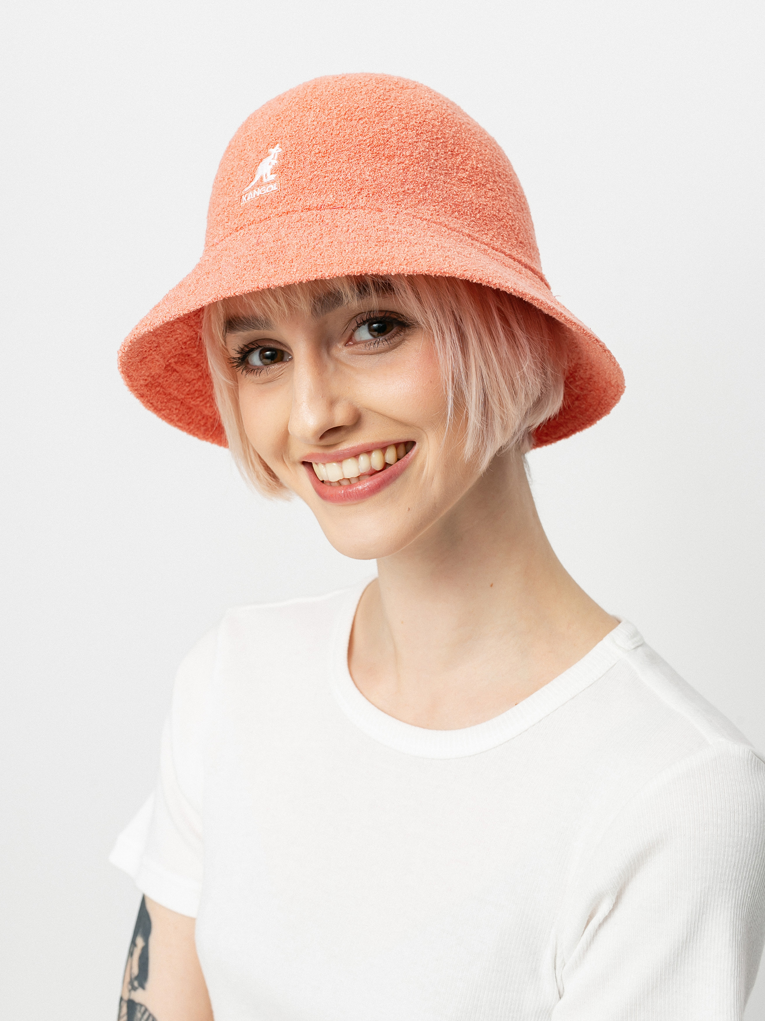Капелюх Kangol Bermuda Casual (peach pink)