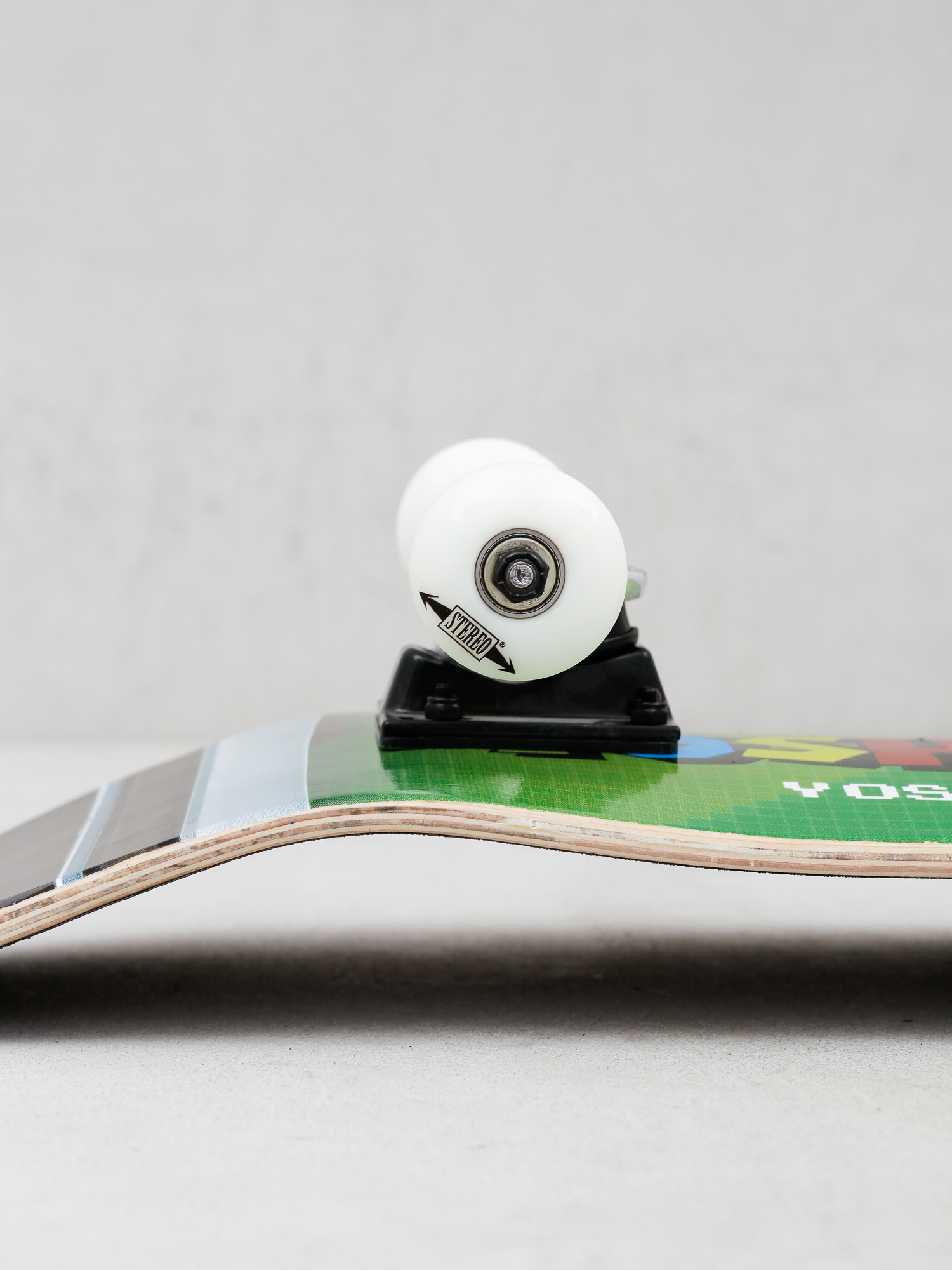 Скейтборд Stereo Super Yoshi World (green/multicolor)