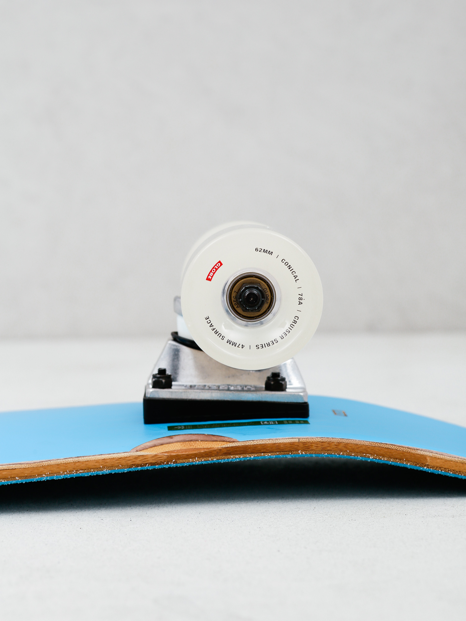 Скейтборд круізер Globe Blazer (coconut/sky)