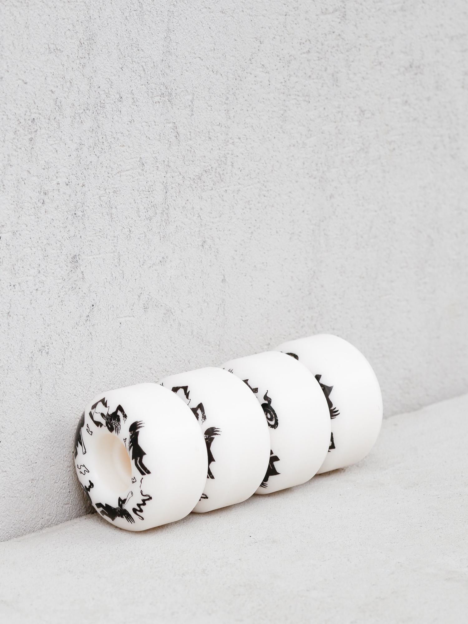 Колеса Girl Skateboard Kokopelli Staple (white/black)