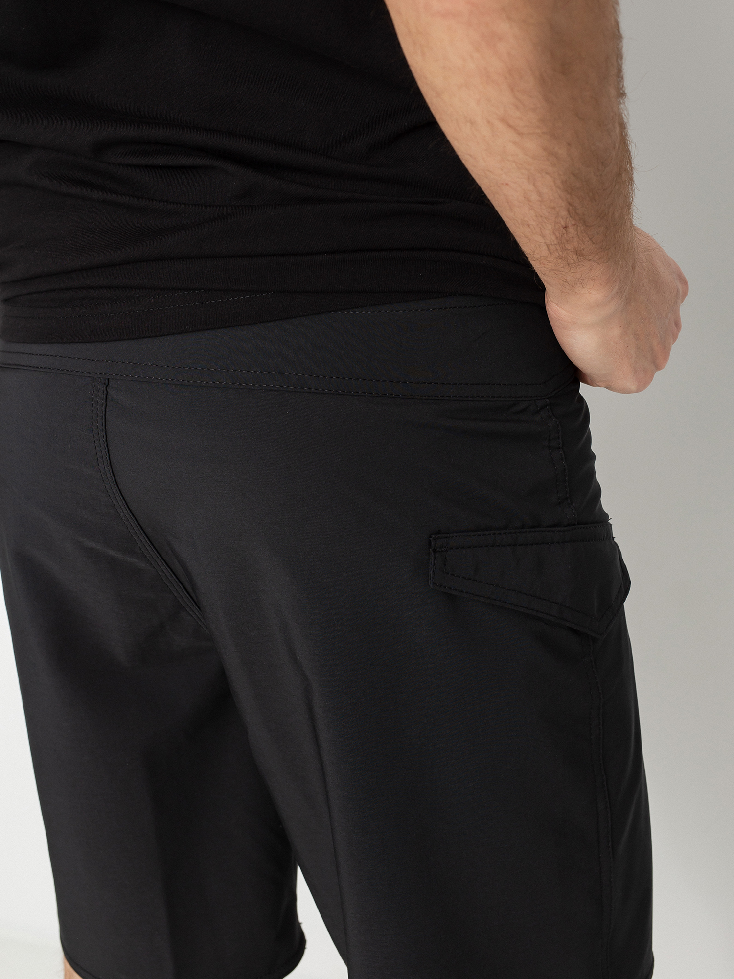 Пляжні шорти Volcom Lido Solid Mod 18 (black)