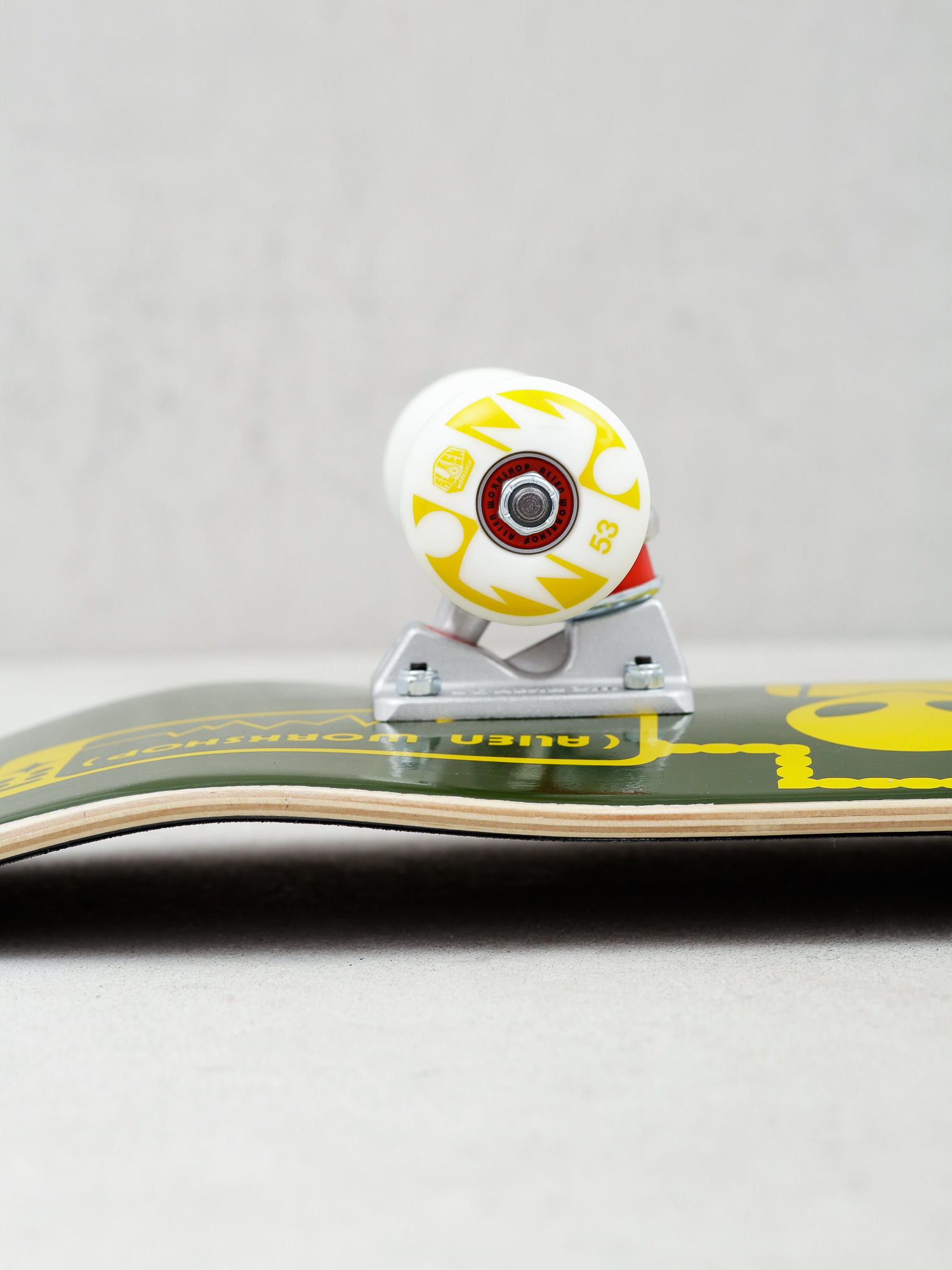 Скейтборд Alienworkshop Abduction (green)