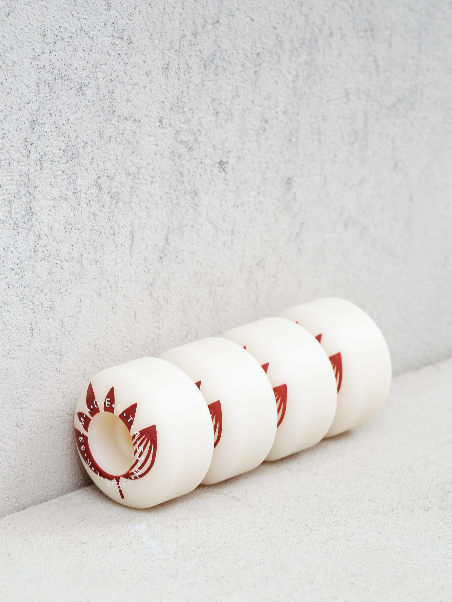 Колеса Magenta Plant Power (wine)