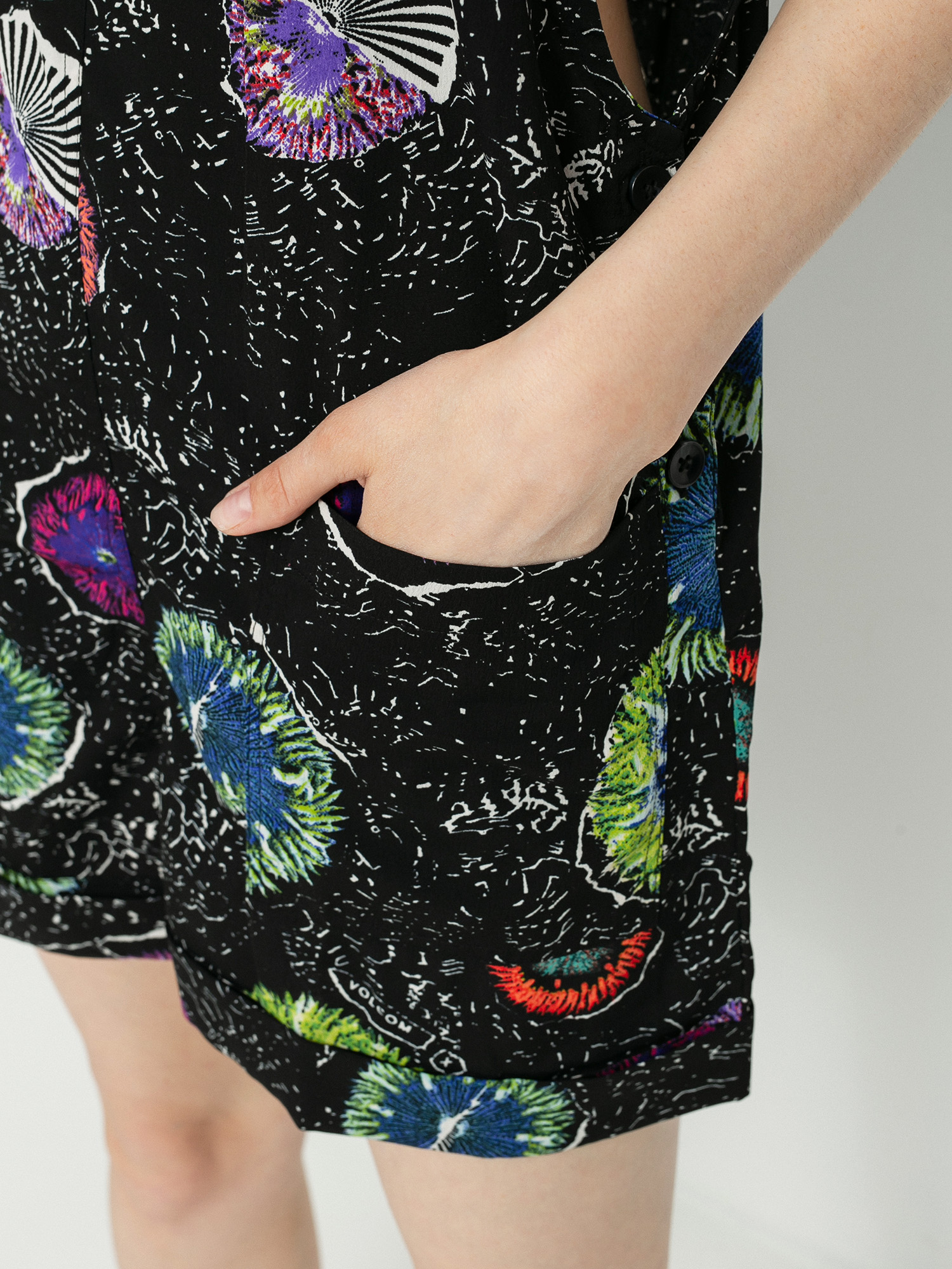 Жіночий  Комбінезон Volcom Coral Morph Romper (multi)