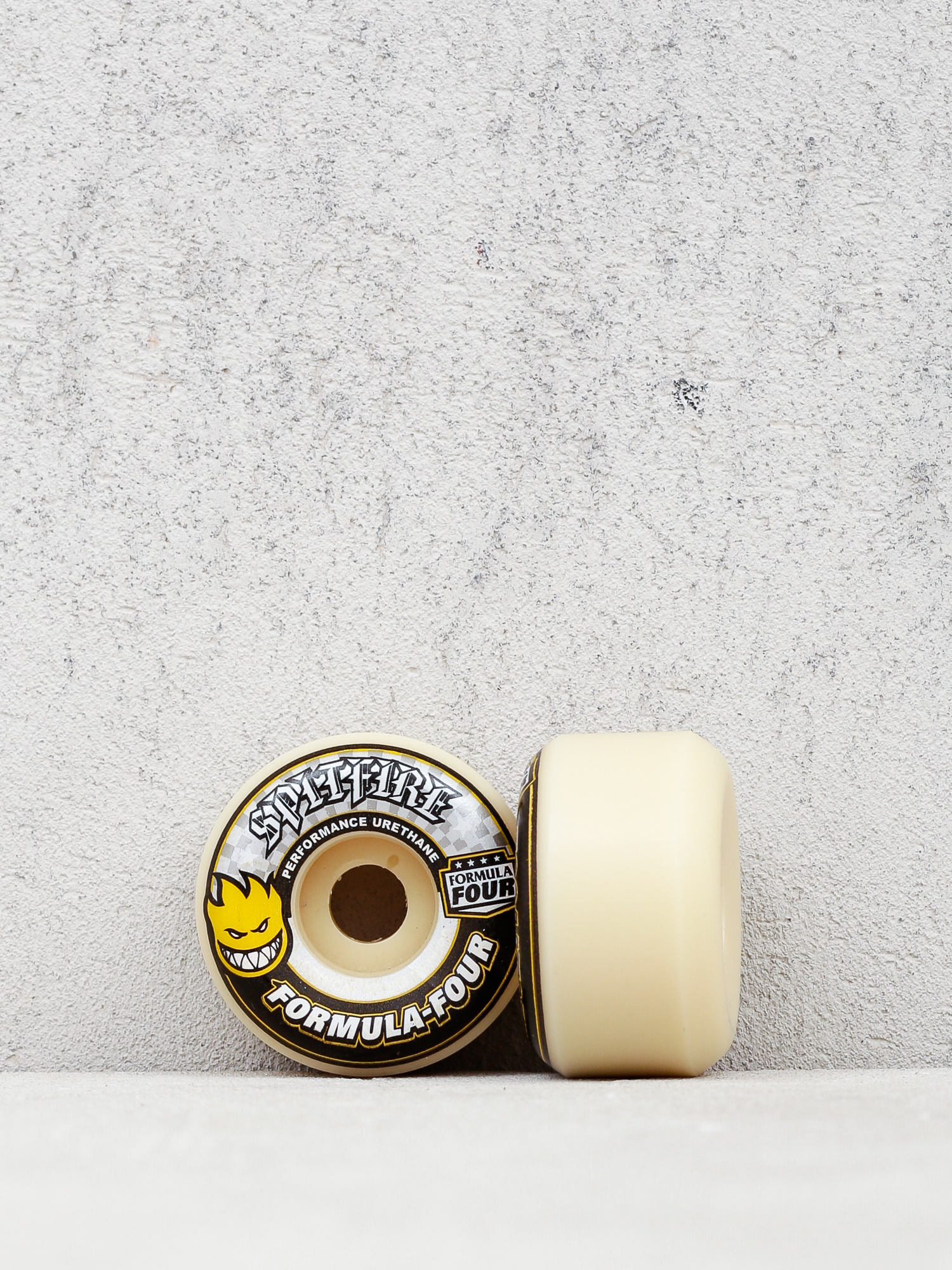 Колеса Spitfire F4 99D Conical (white/silver)