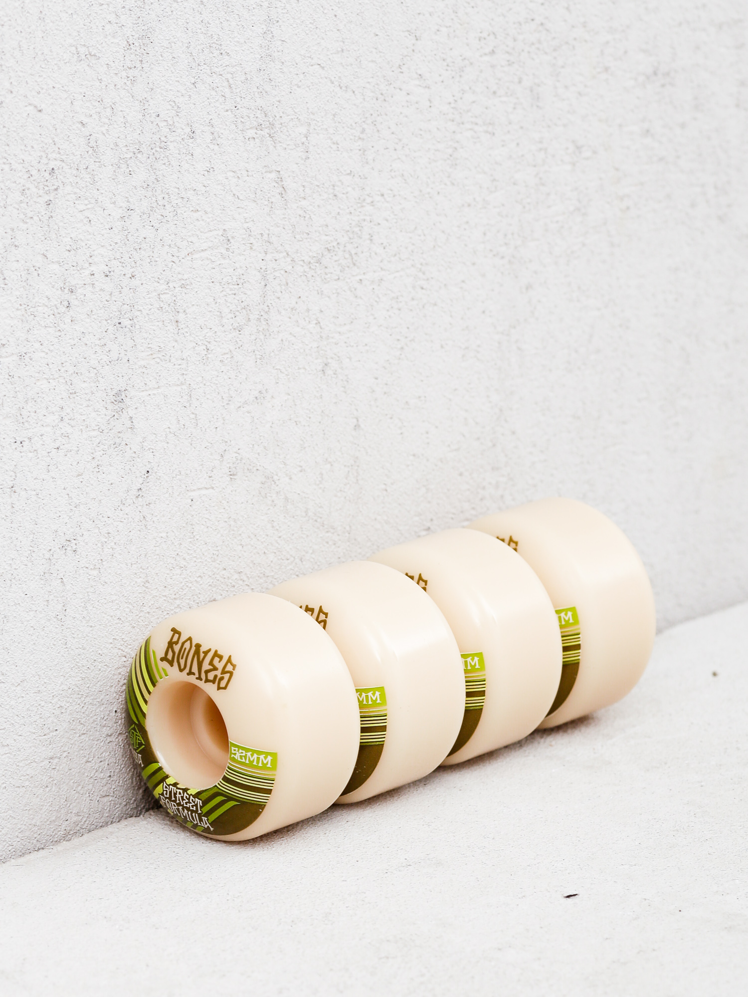 Колеса Bones Retros STF V4 Wide 99A (white)