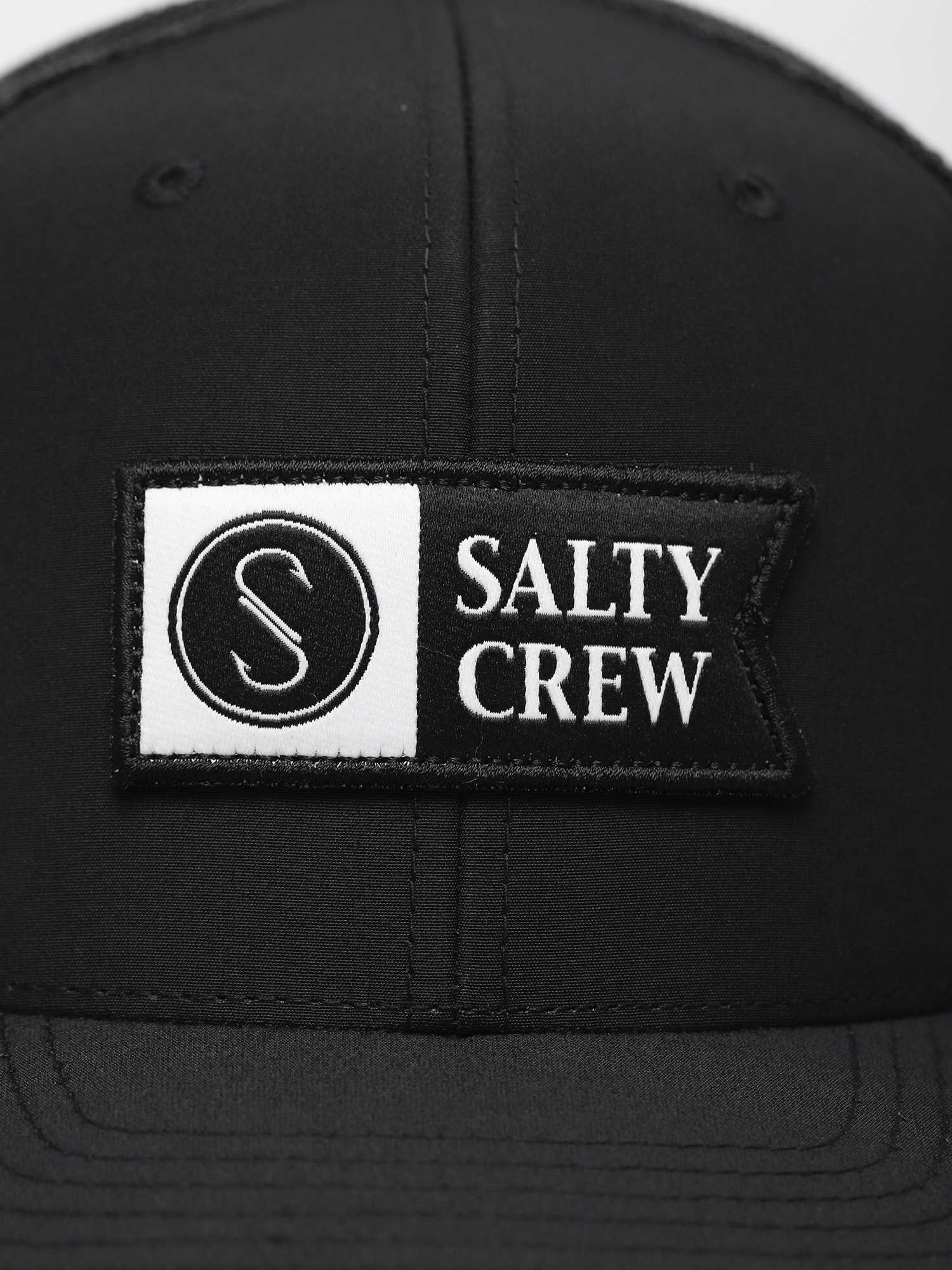 Кепка Salty Crew Pinnacle 2 Retro Trucker (black)