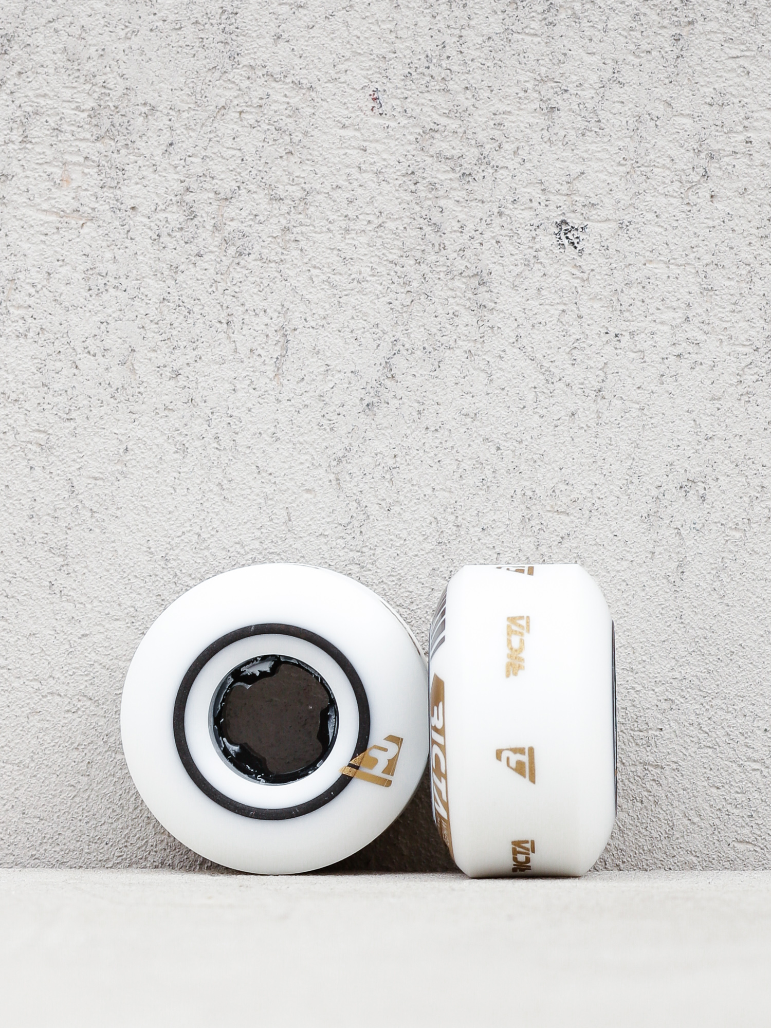 Колеса Ricta Speedrings Slim 99a (white/gold)