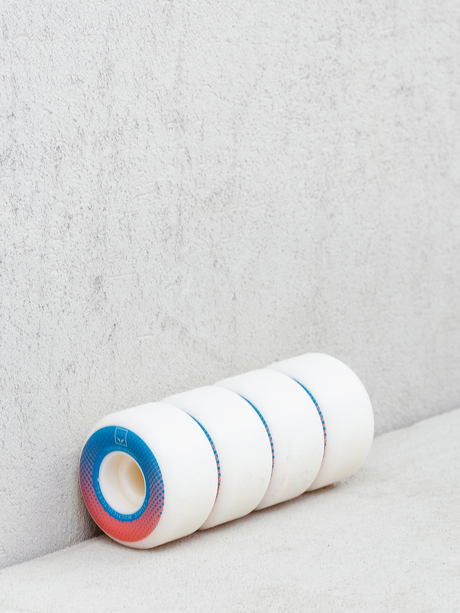 Колеса Crupie Aoki Classic Carlos Ribero (white/blue red)