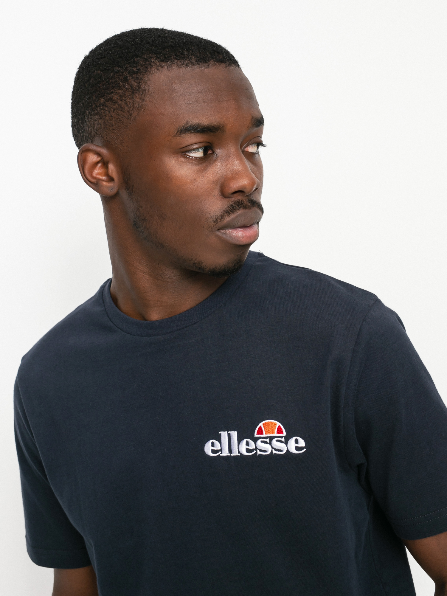 Футболка Ellesse Voodoo - темно синій (navy)