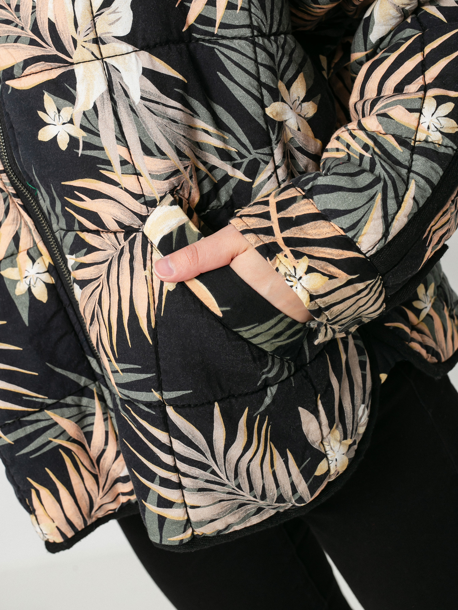 Куртка Billabong Jungle Jacket Wmn (black multi)