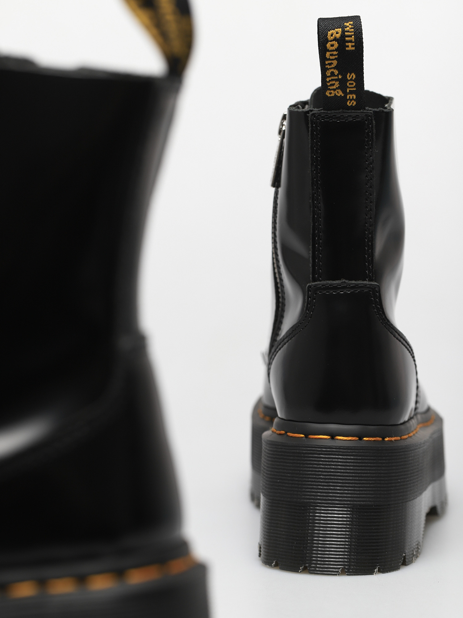 Взуття Dr. Martens Jadon Max Wmn (buttero black)