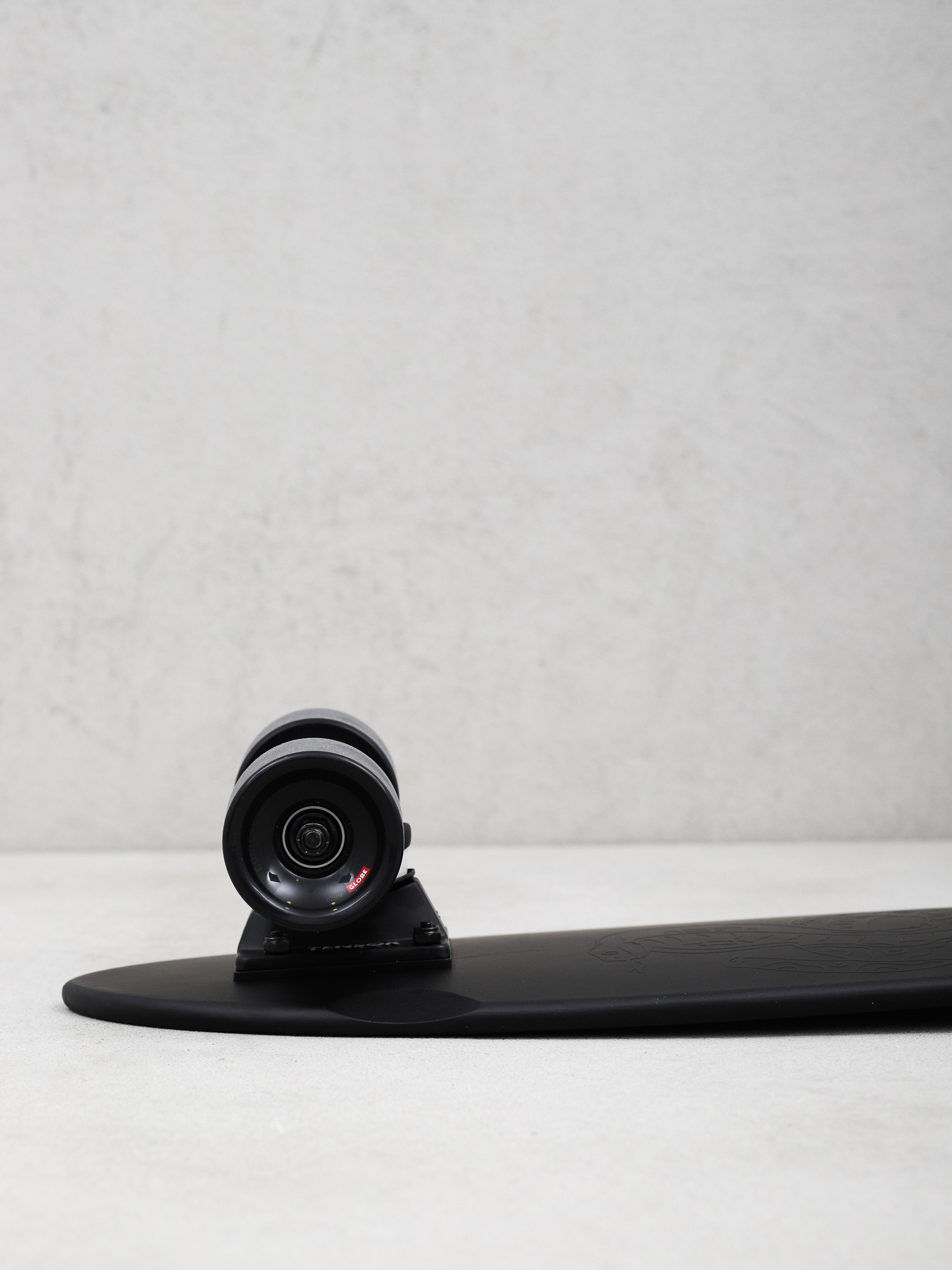 Скейтборд круізер Globe Blazer (black the f out)