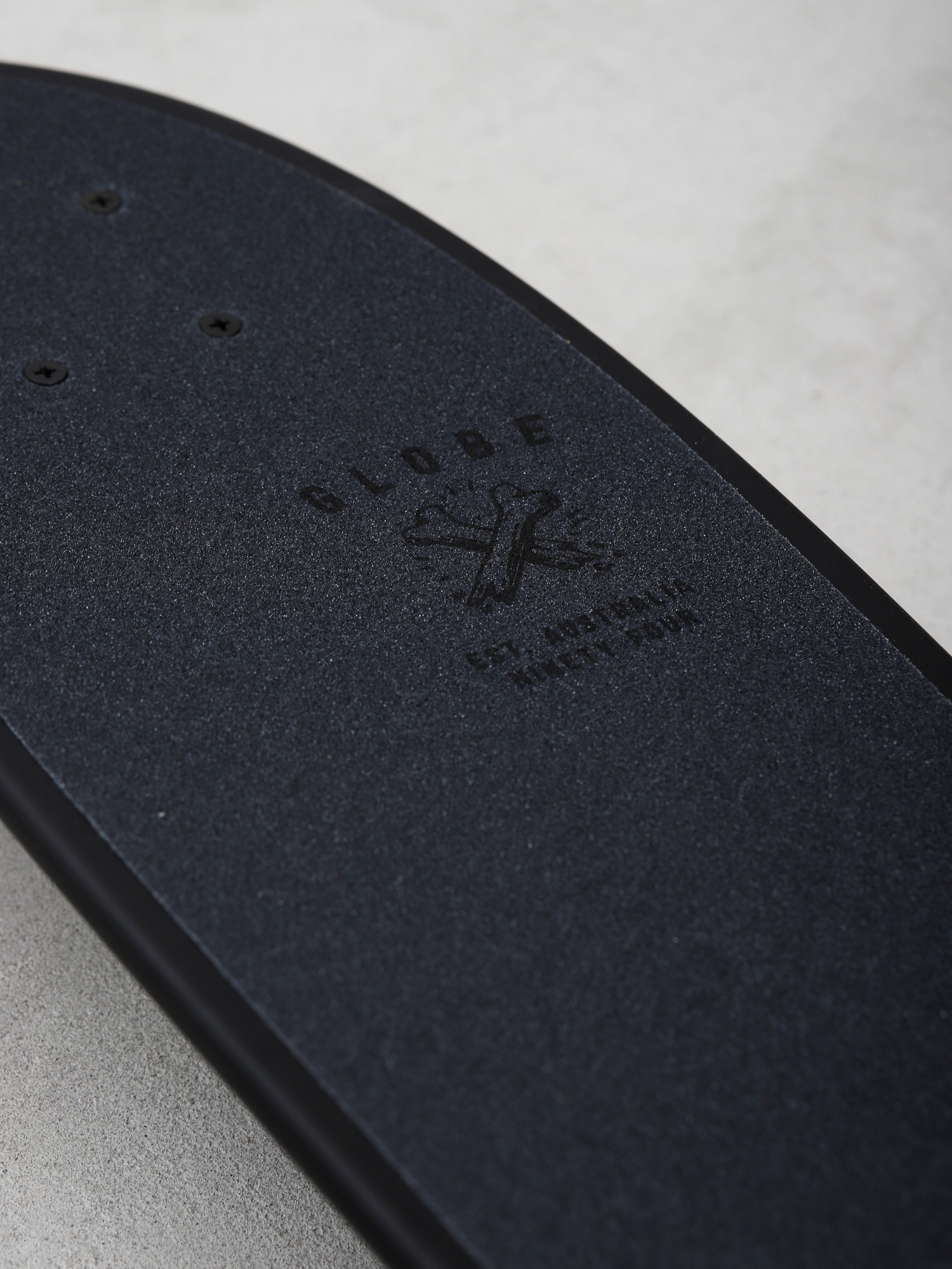 Скейтборд круізер Globe Blazer (black the f out)