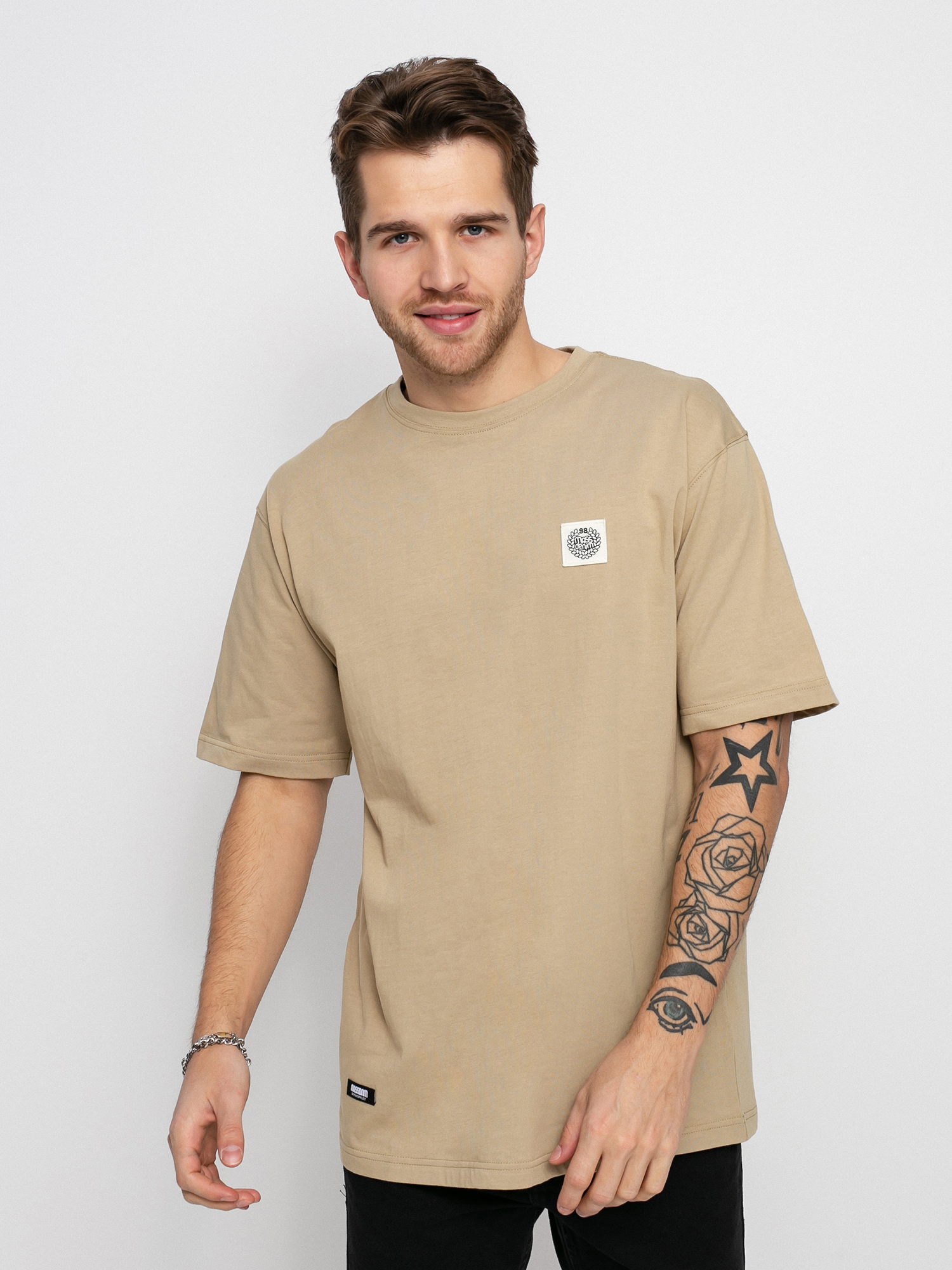 Футболка MassDnm Patch (beige)