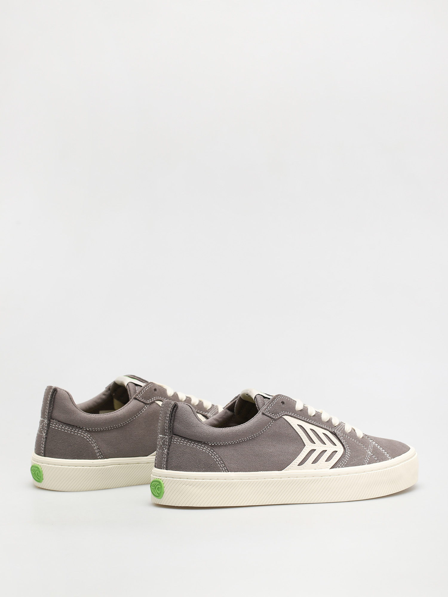 Взуття Cariuma Catiba Pro (charcoal grey/contrast thread ivory logo)
