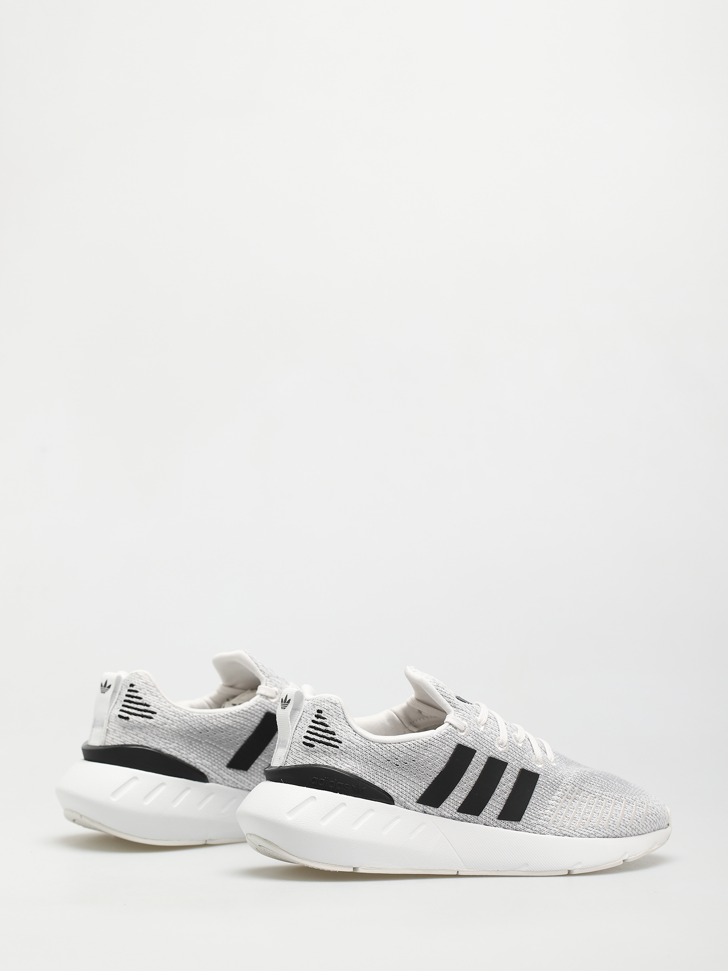 Взуття adidas Originals Swift Run 22 Wmn (crywht/cblack/gretwo)