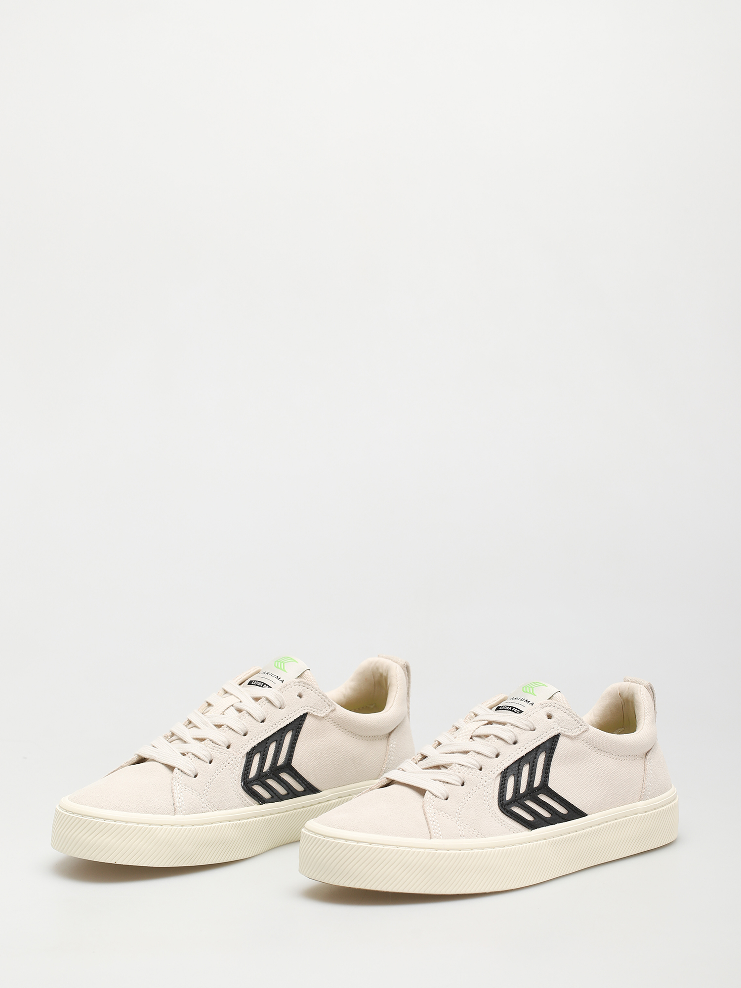 Взуття Cariuma Catiba Pro (vintage white/black logo)