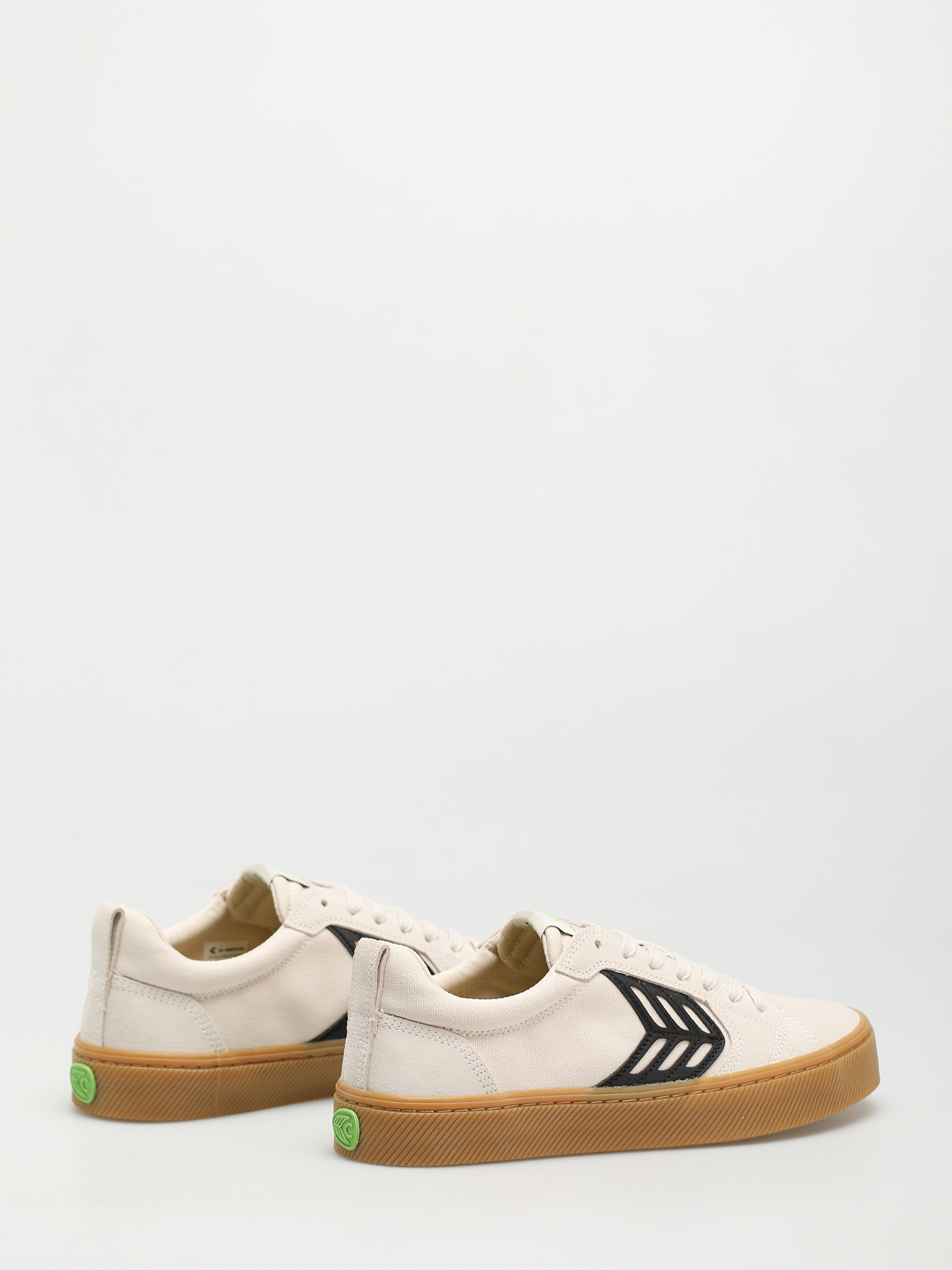 Взуття Cariuma Catiba Pro (gum vintage white/black logo)