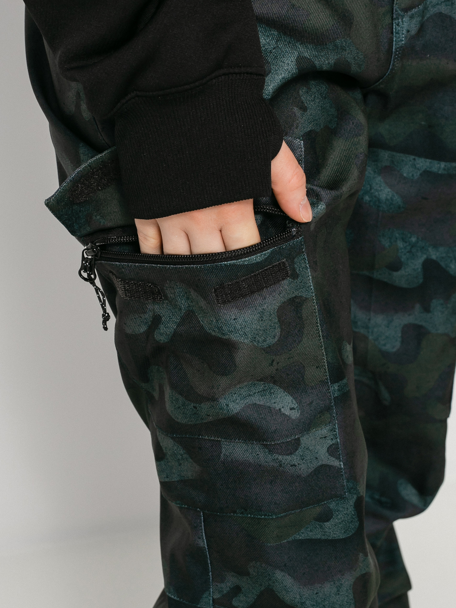 Жіночі Сноубордичні штани Volcom Grace Stretch (covert green)