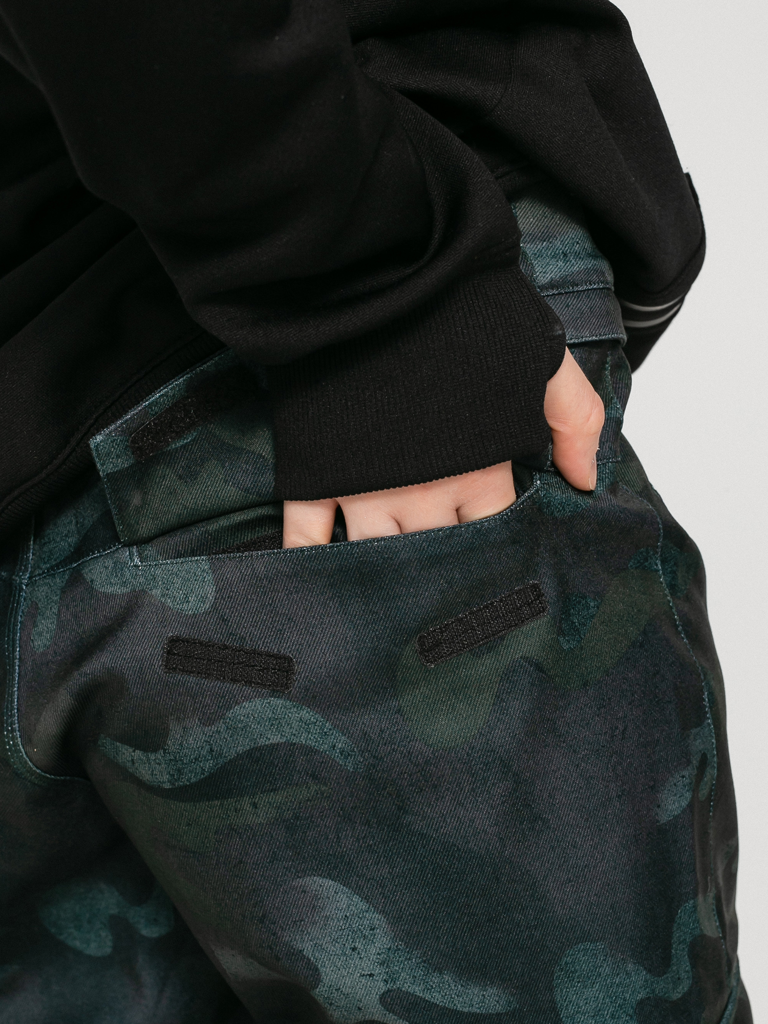 Жіночі Сноубордичні штани Volcom Grace Stretch (covert green)