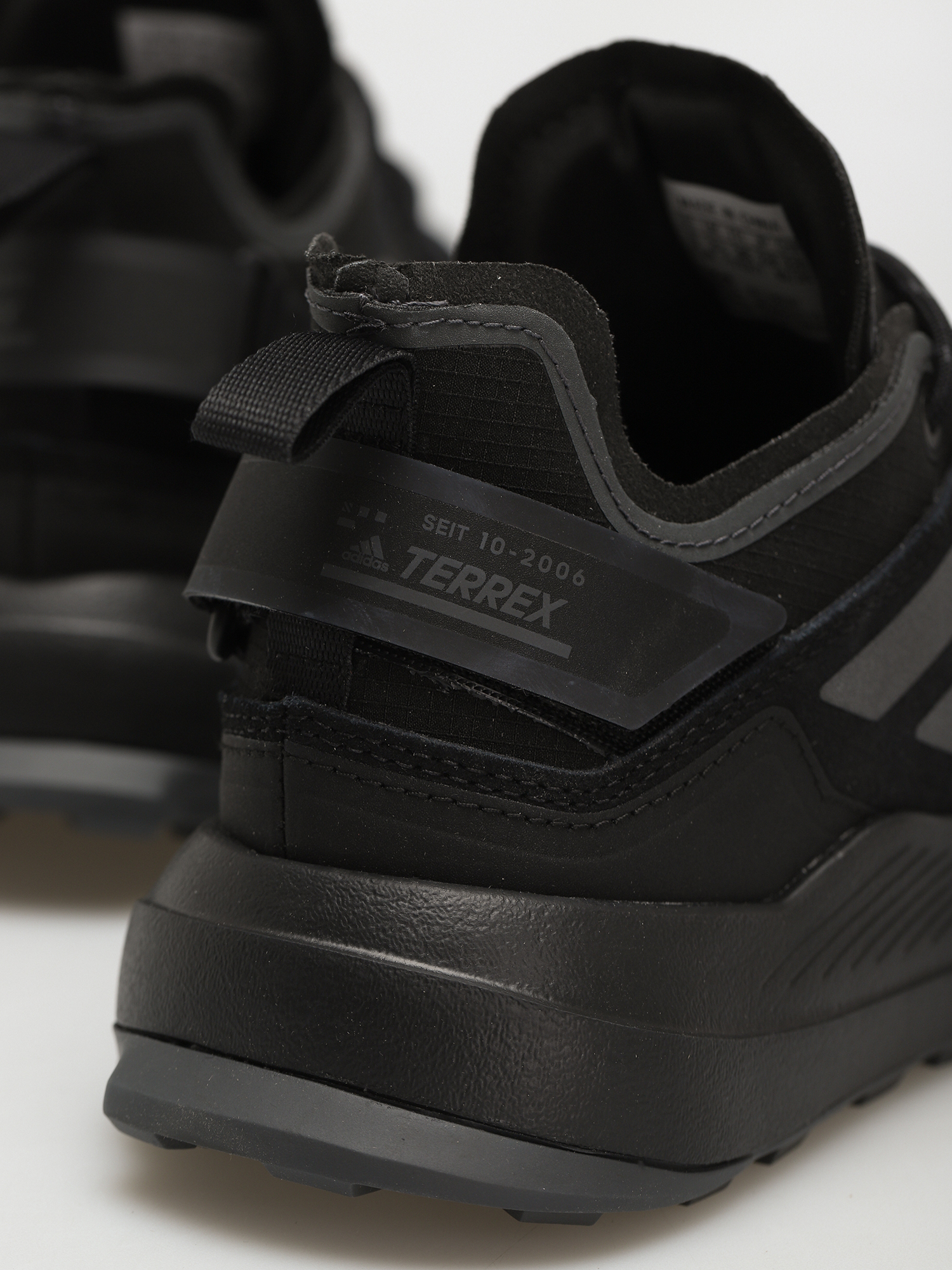 Взуття adidas Terrex Hikster Wmn (cblack/cblack/dgsogr)