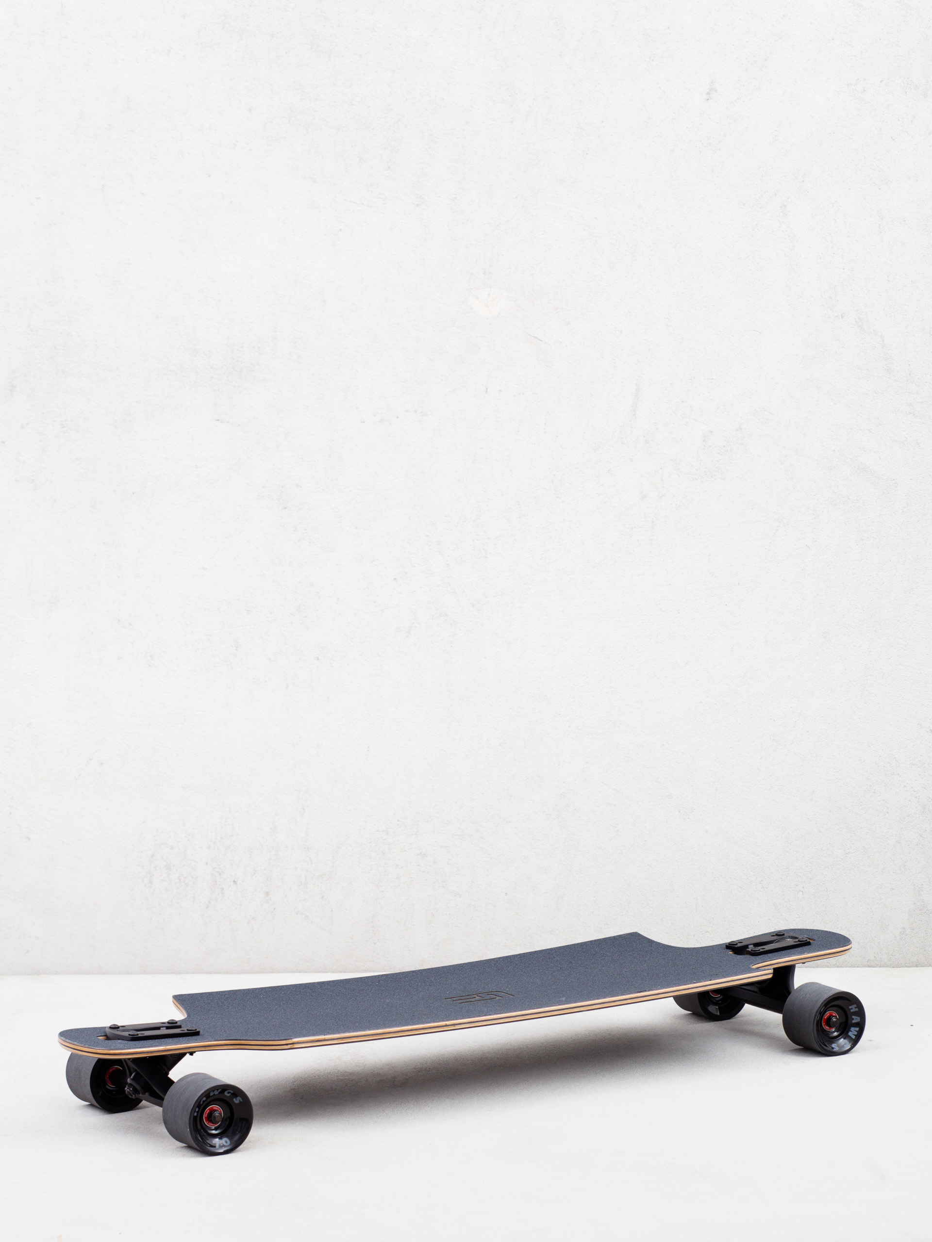 Лонгборд Landyachtz Drop Hammer (black pinecone)