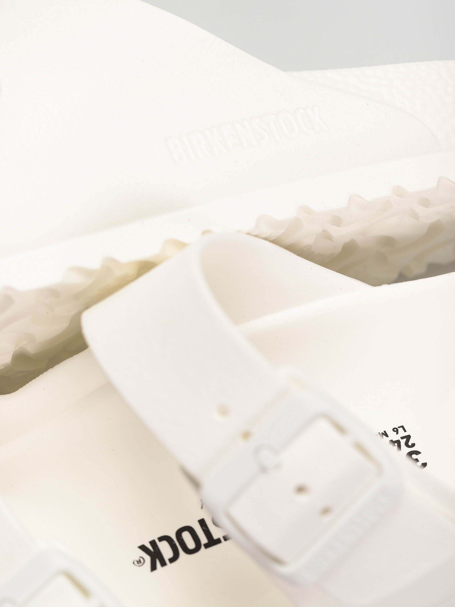 Шльопанці Birkenstock Arizona Eva Narrow Wmn (white)