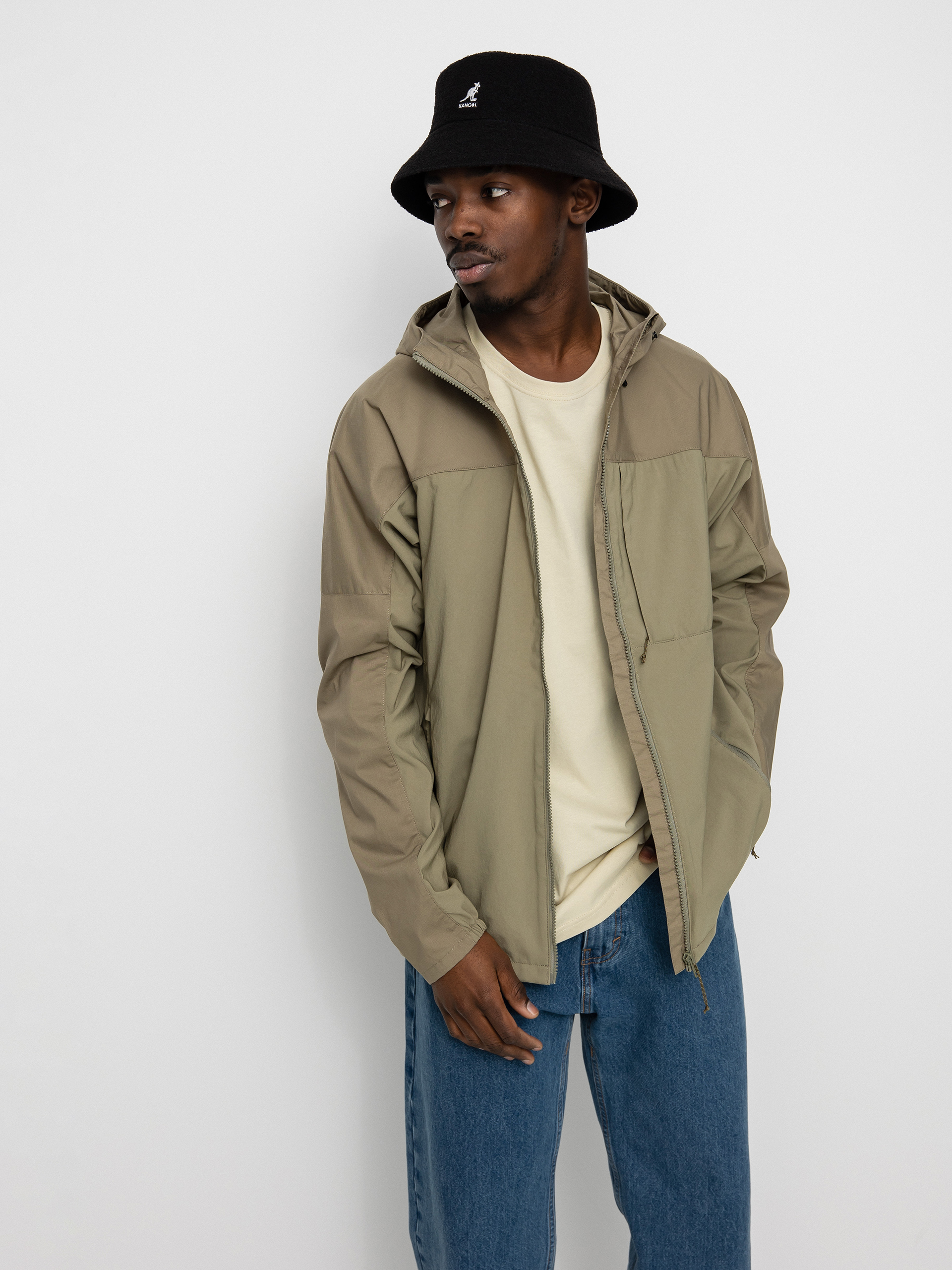 Куртка Fjallraven Abisko Midsummer (savanna/light olive)