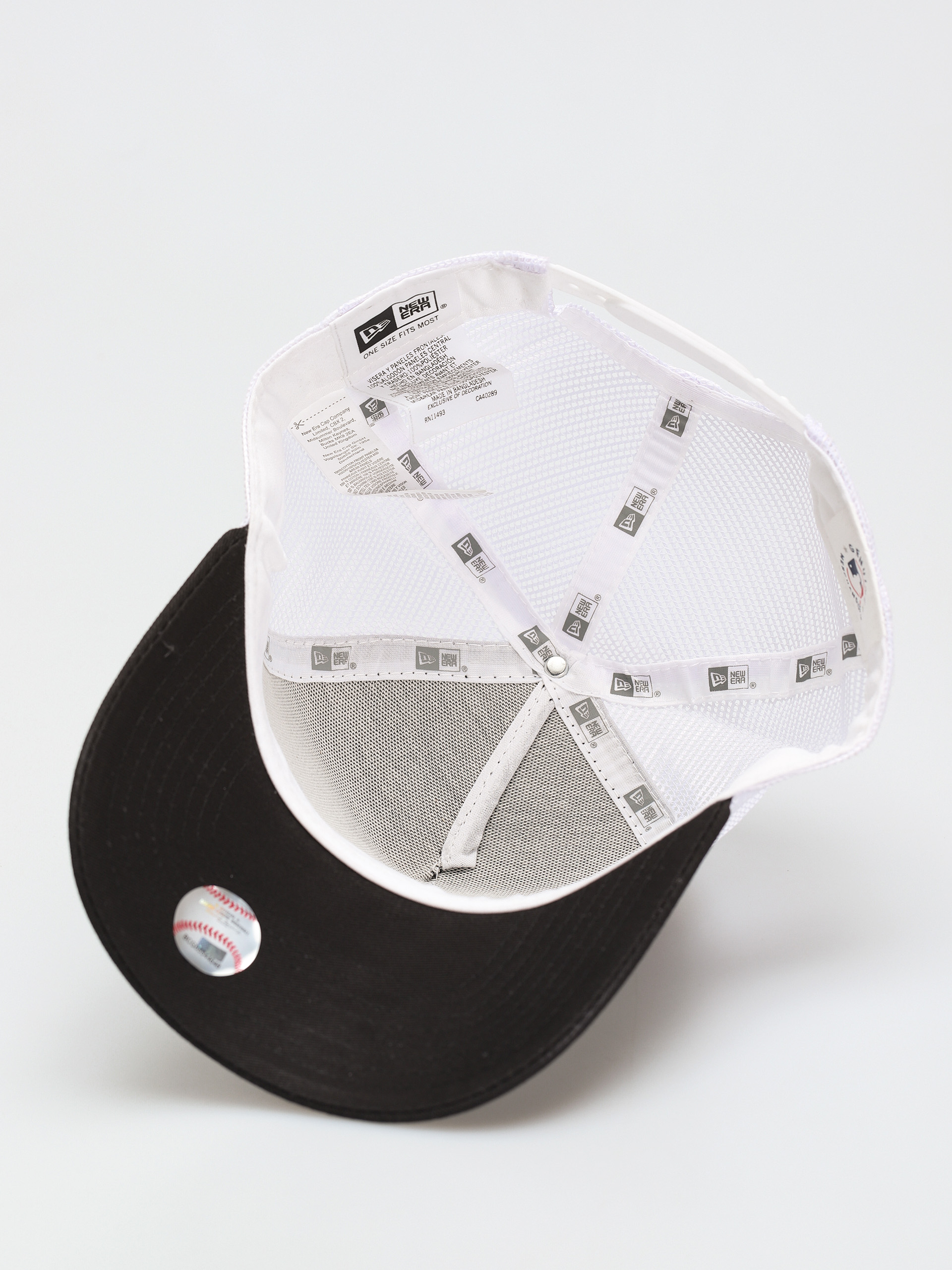 Кепка New Era Clean Trucker New York Yankees ZD (black/white)
