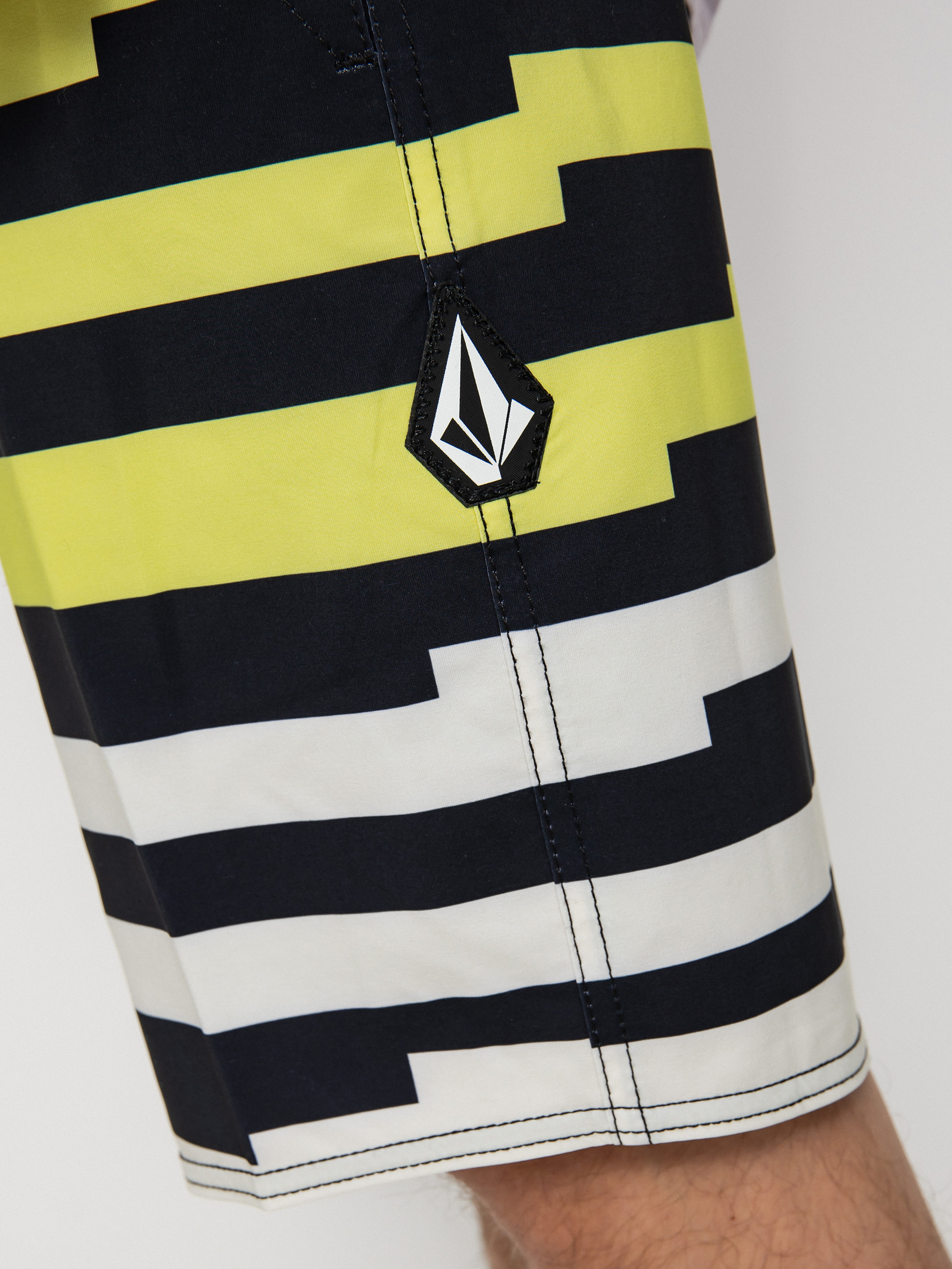 Пляжні шорти Volcom Juxt Quarta Mod 20 (black)