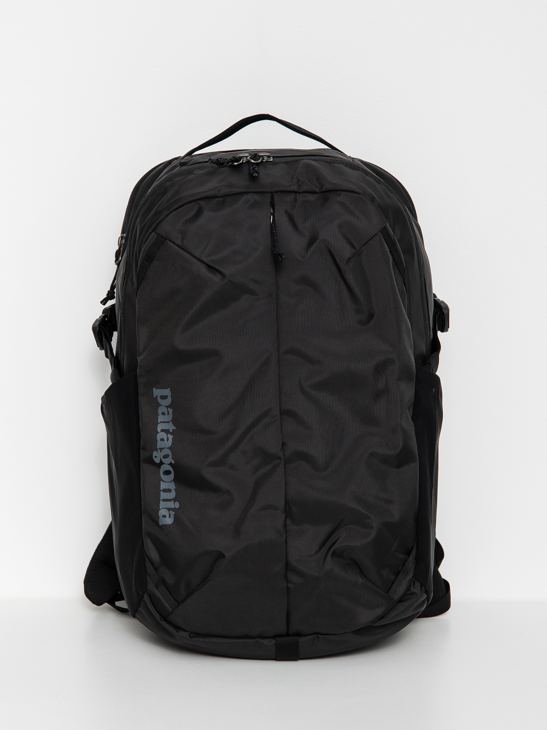 Рюкзак Patagonia Refugio Day Pack 26L (black)