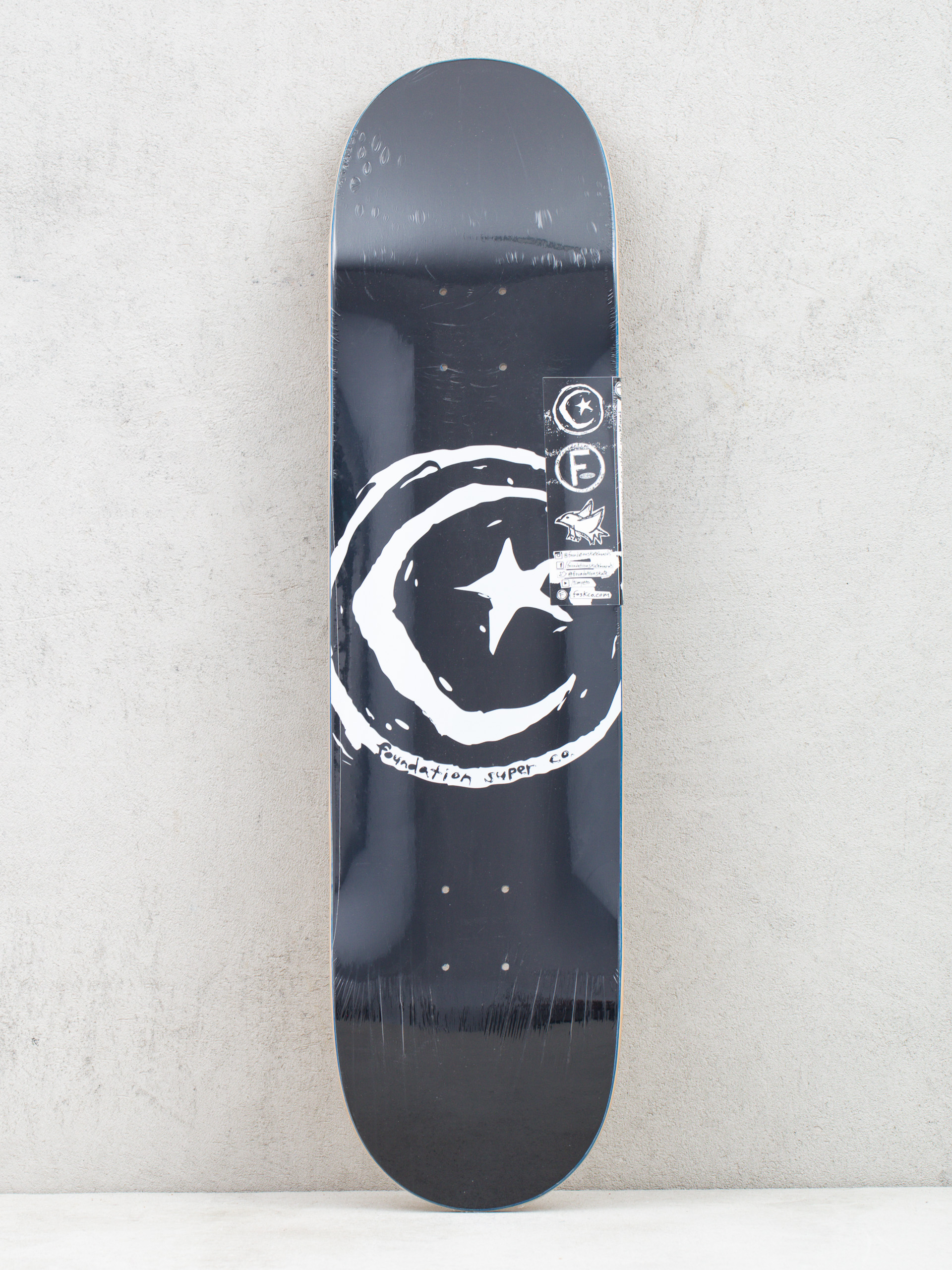 Декa Foundation Star And Moon (black)