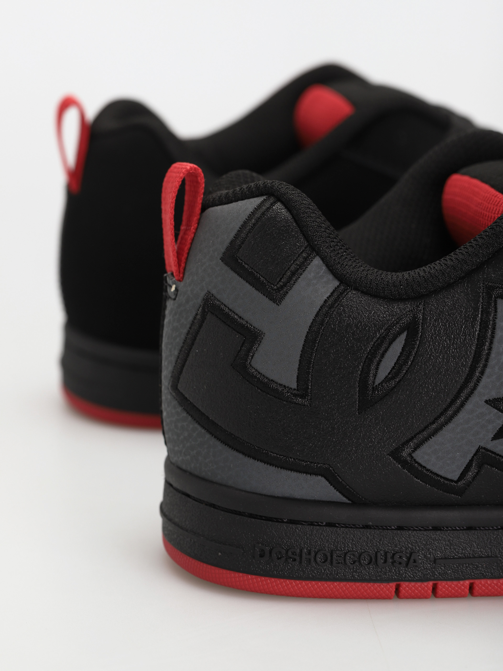 Взуття DC Court Graffik Sq (black/grey/red)