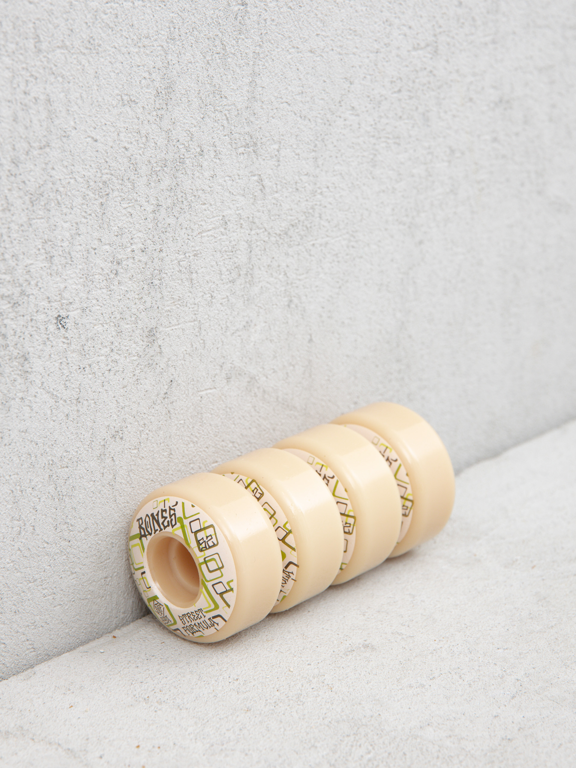 Колеса Bones Retros V3 Slims STF 99A (white)