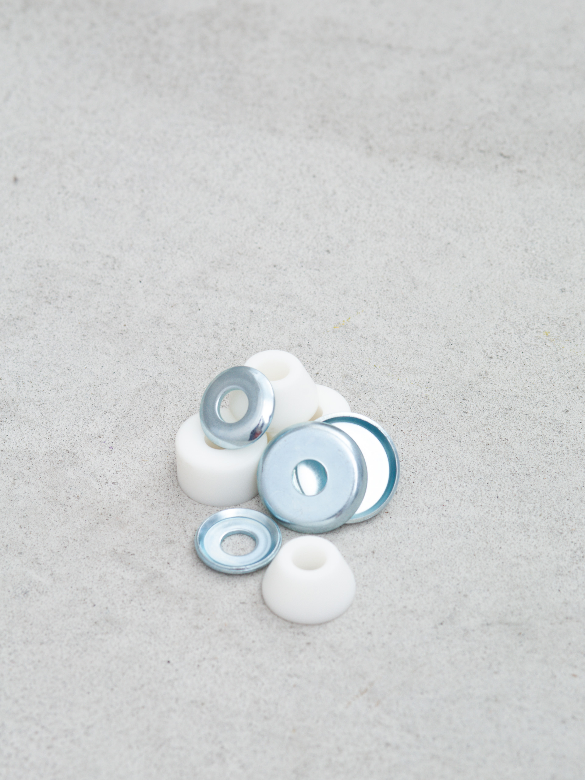 Бушинги Ace Stock Medium Bushings (white)